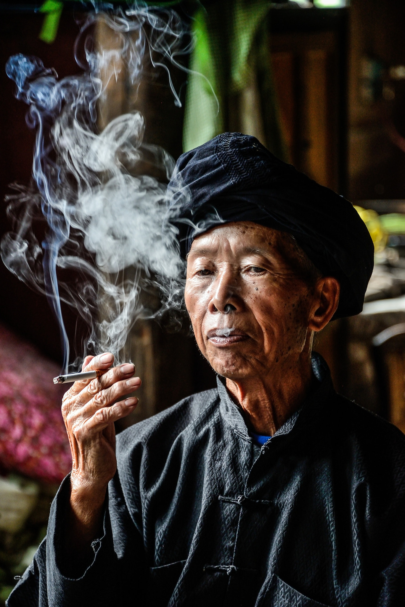 Sigma 18-250mm F3.5-6.3 DC OS HSM sample photo. Smoke photography