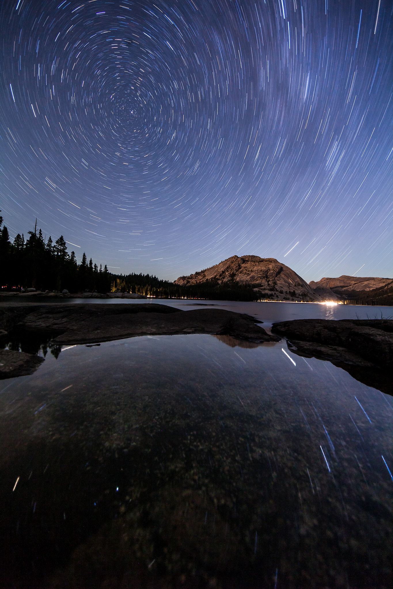 Canon EF 14mm F2.8L II USM sample photo. Moonset photography