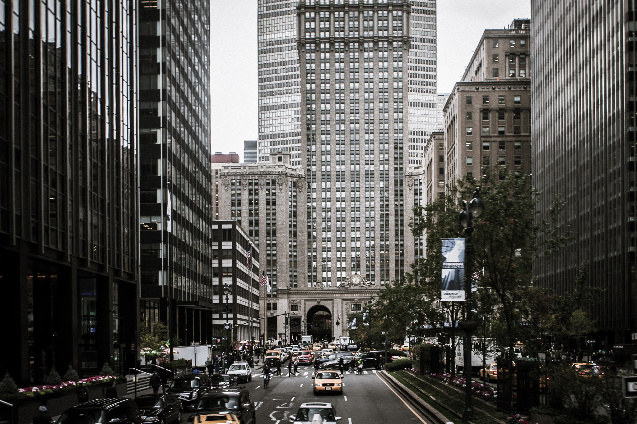 Canon EOS 40D + Canon EF 24-70mm F2.8L USM sample photo. Park ave, manhattan, new york photography