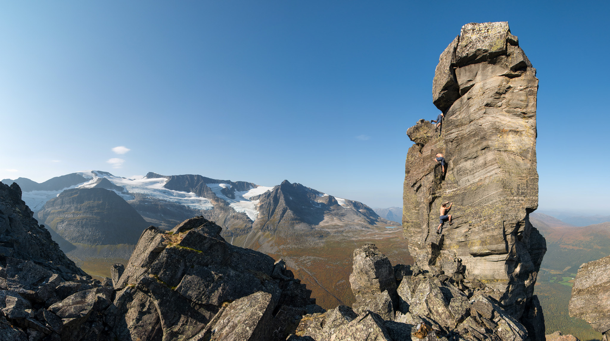 Sigma 12-24mm F4.5-5.6 II DG HSM sample photo. Pinnacle climb photography
