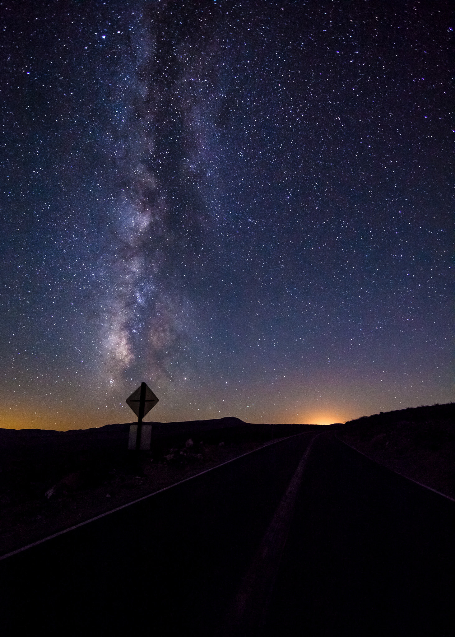 Canon EF 14mm F2.8L II USM sample photo. Highway to hell photography