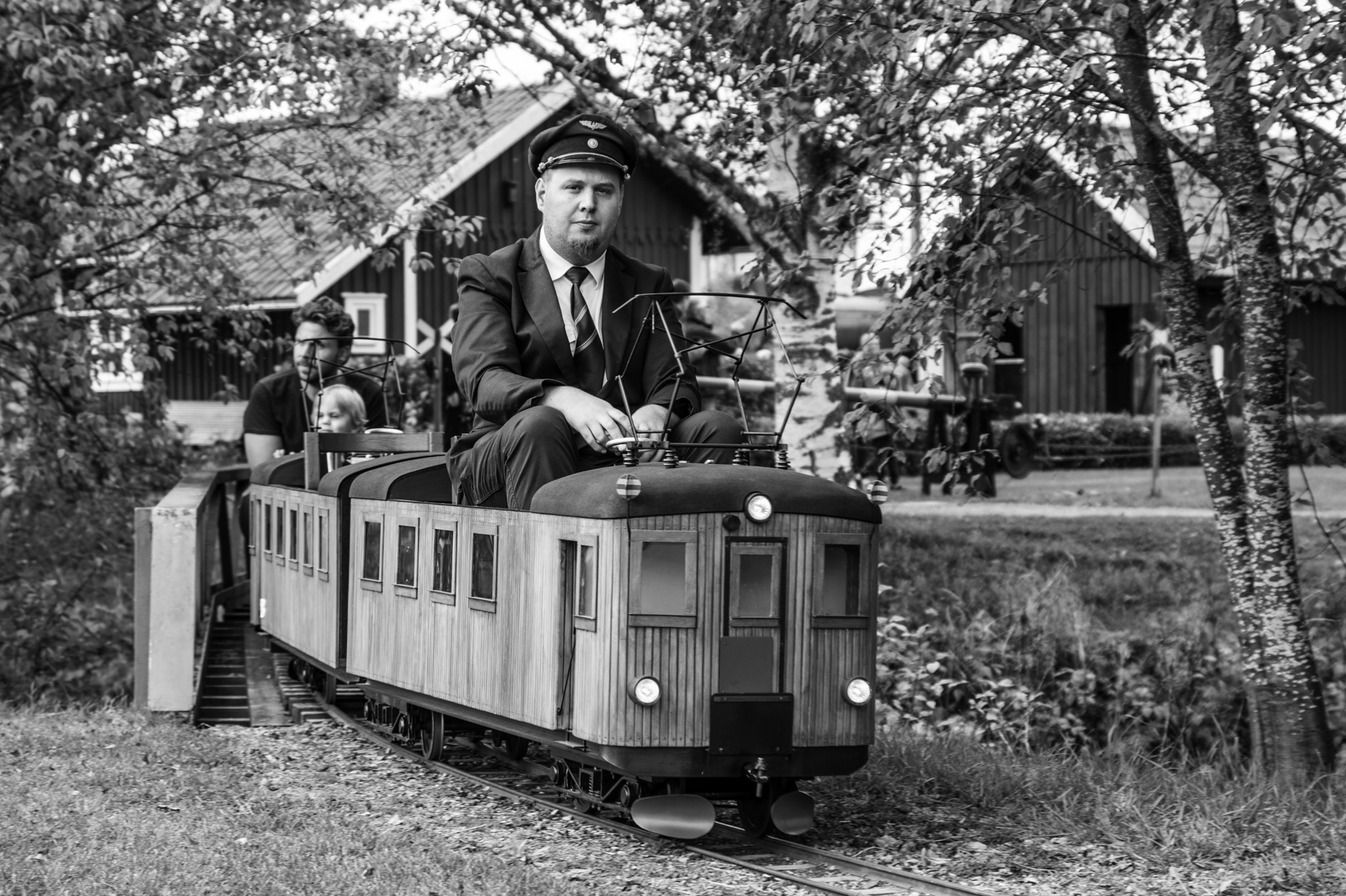 AF Zoom-Nikkor 35-135mm f/3.5-4.5 sample photo. Model railroad xl photography