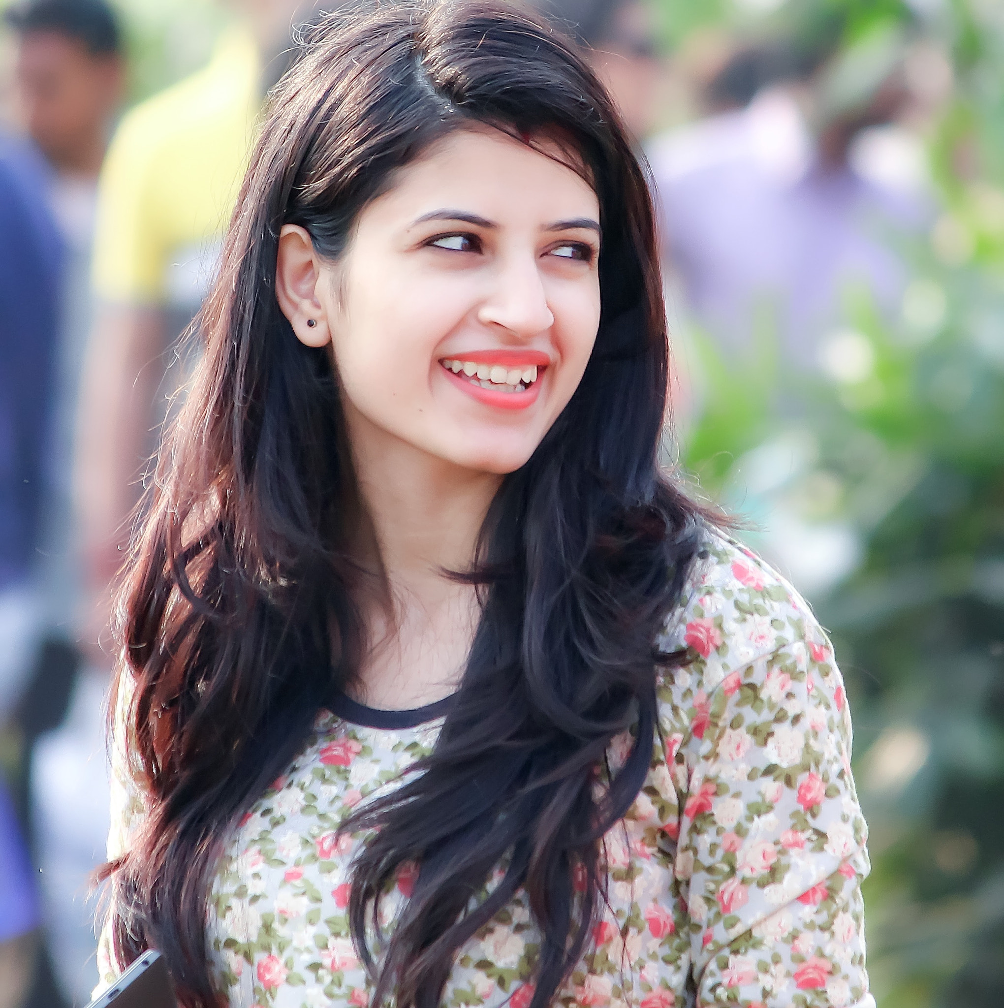 Canon EF-S 55-250mm F4-5.6 IS II sample photo. Perfect smile photography