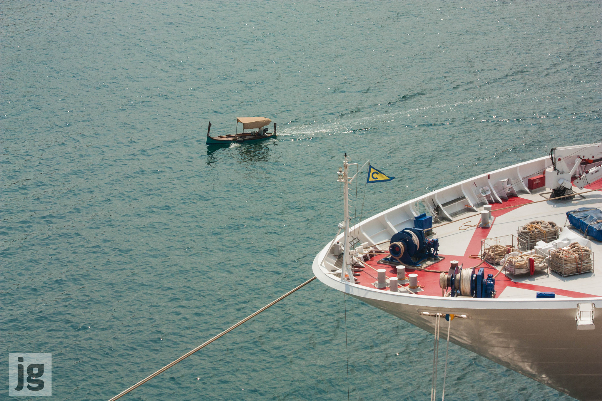 Canon EF 70-300mm F4-5.6 IS USM sample photo. Sea going contrasts photography