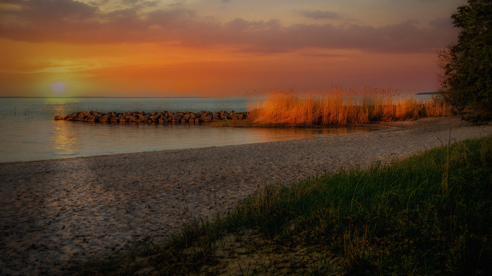 Sony SLT-A57 + Tamron AF 28-105mm F4-5.6 [IF] sample photo. Baltic beach photography
