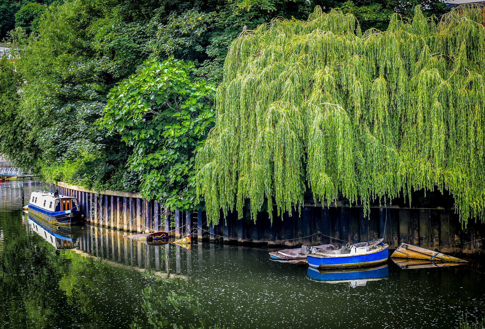 AF Zoom-Nikkor 28-85mm f/3.5-4.5 sample photo. Bath river avon photography