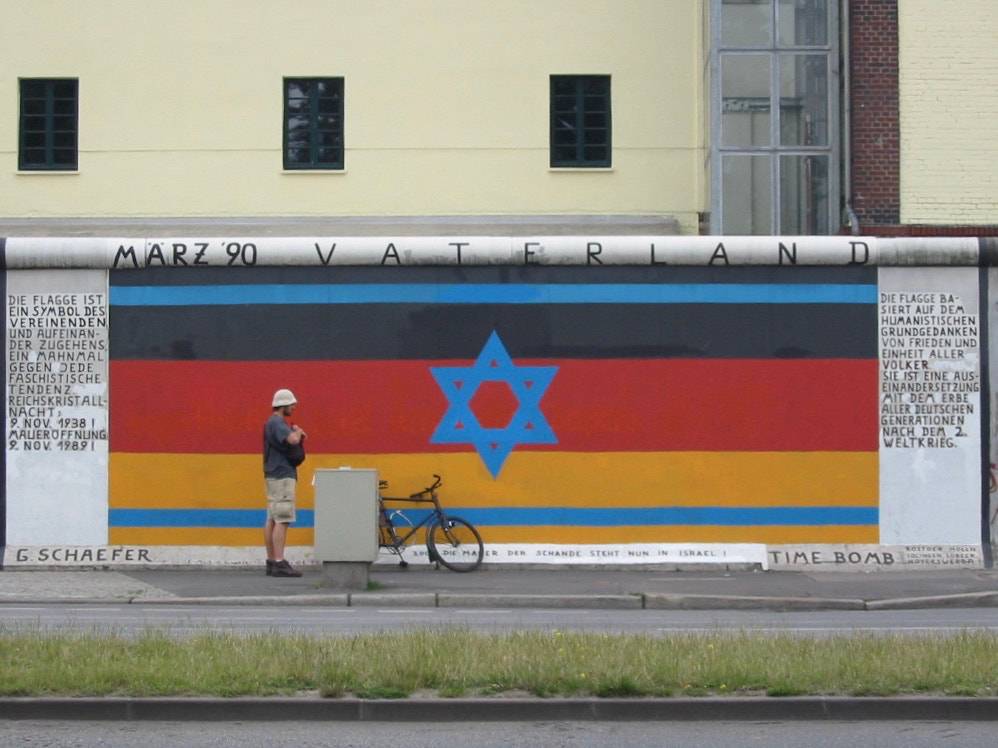 Canon POWERSHOT A40 sample photo. From the archives – berlin2 photography