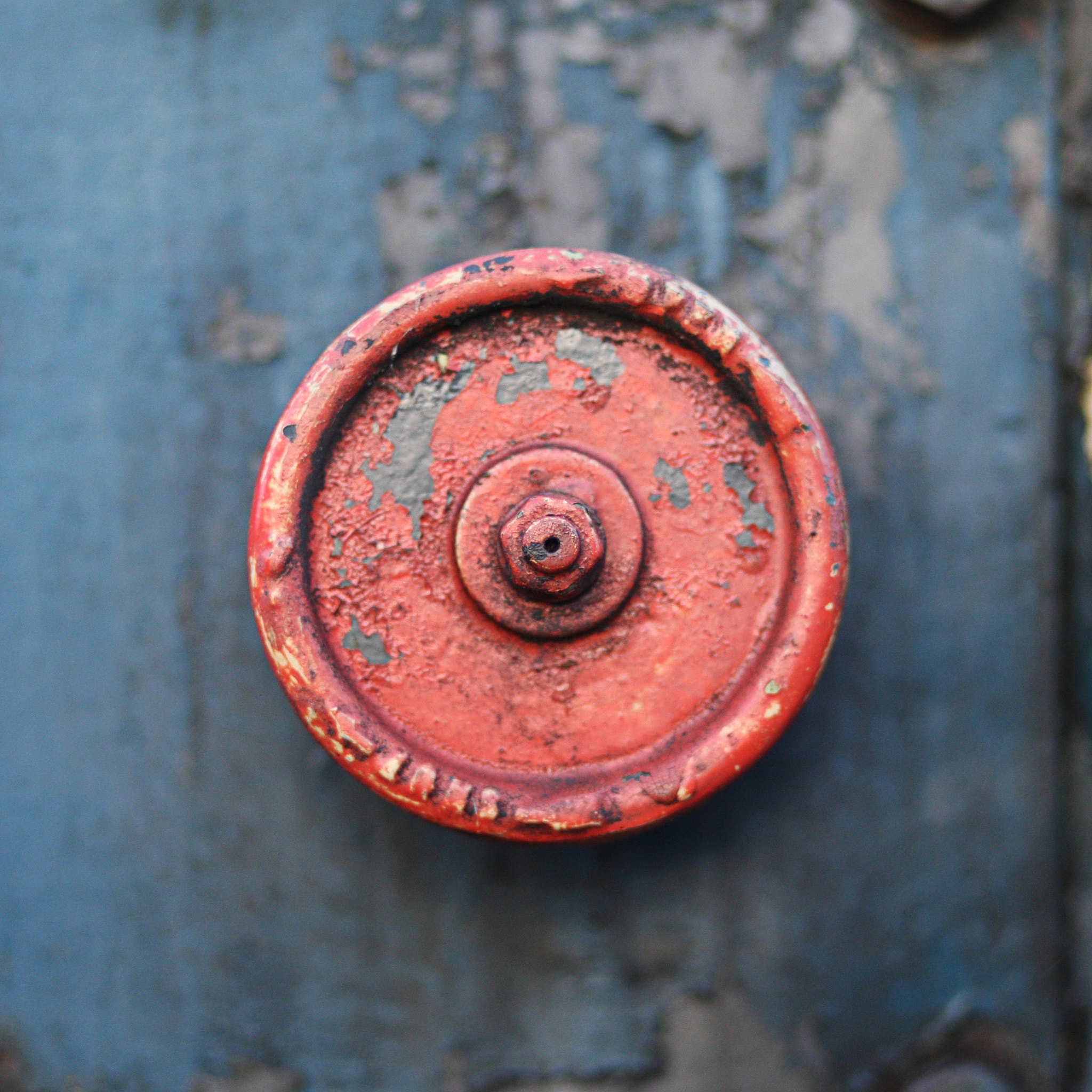 Canon EOS-1D Mark III sample photo. Red wheel photography