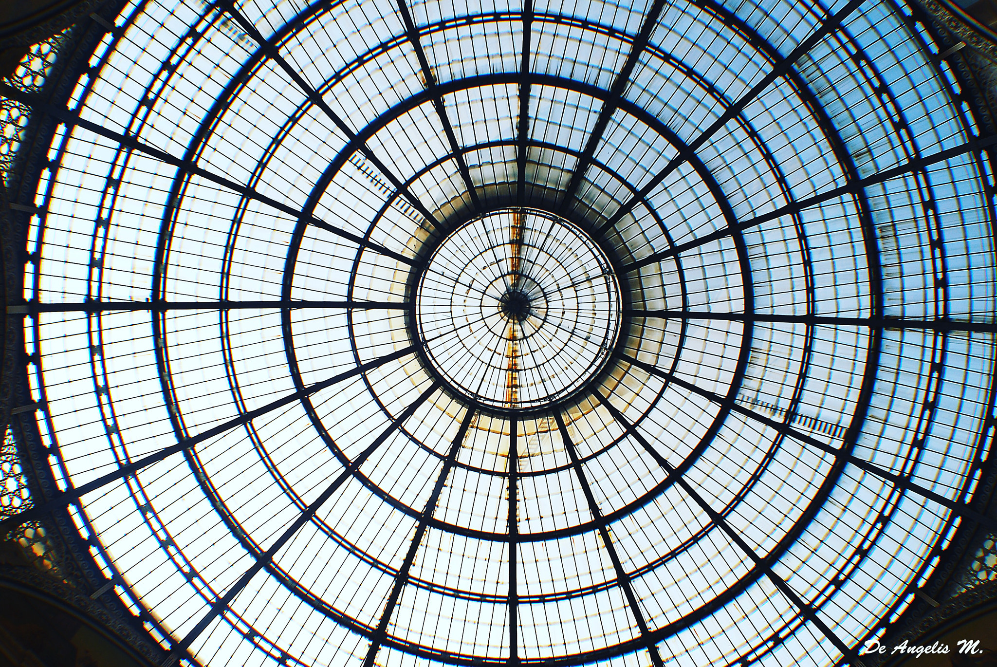 Nikon D80 + Nikon AF Nikkor 24mm F2.8D sample photo. Galleria vittorio emanuele ii milano photography