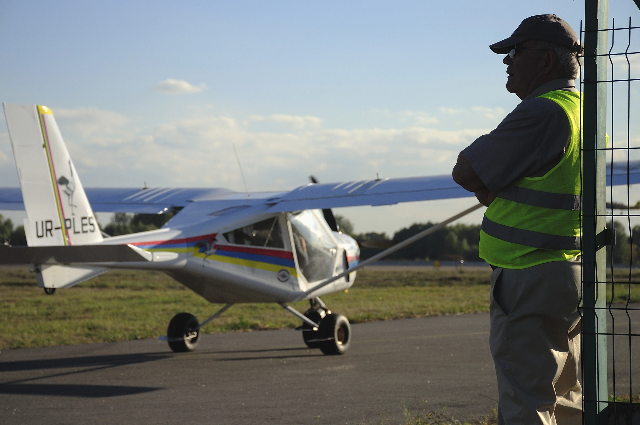 Nikon D5000 sample photo. Clear to take-off photography