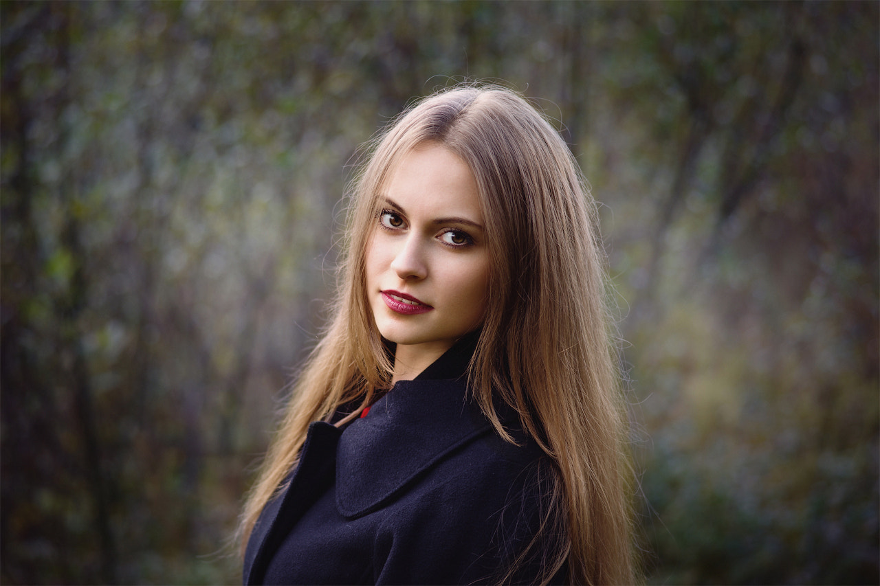 Sony 85mm F2.8 SAM sample photo. Anya photography