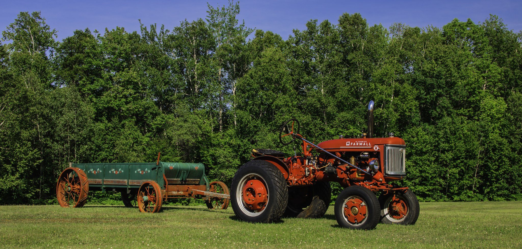 Canon EOS 750D (EOS Rebel T6i / EOS Kiss X8i) sample photo. Tractor photography