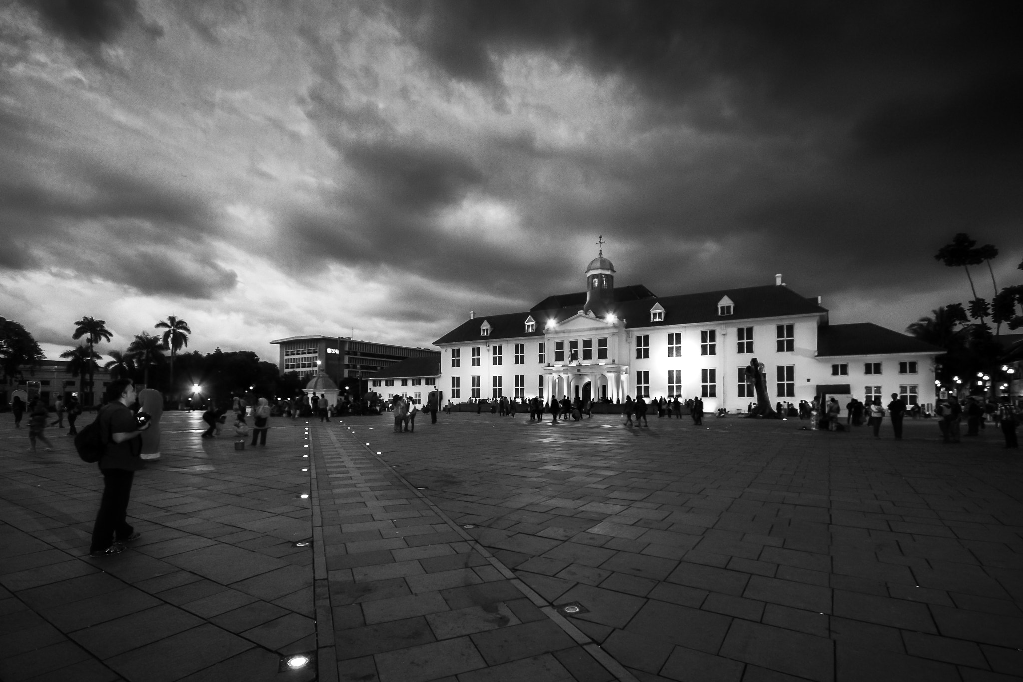 Canon EOS 40D + Sigma 10-20mm F4-5.6 EX DC HSM sample photo. Jakarta indonesia  photography