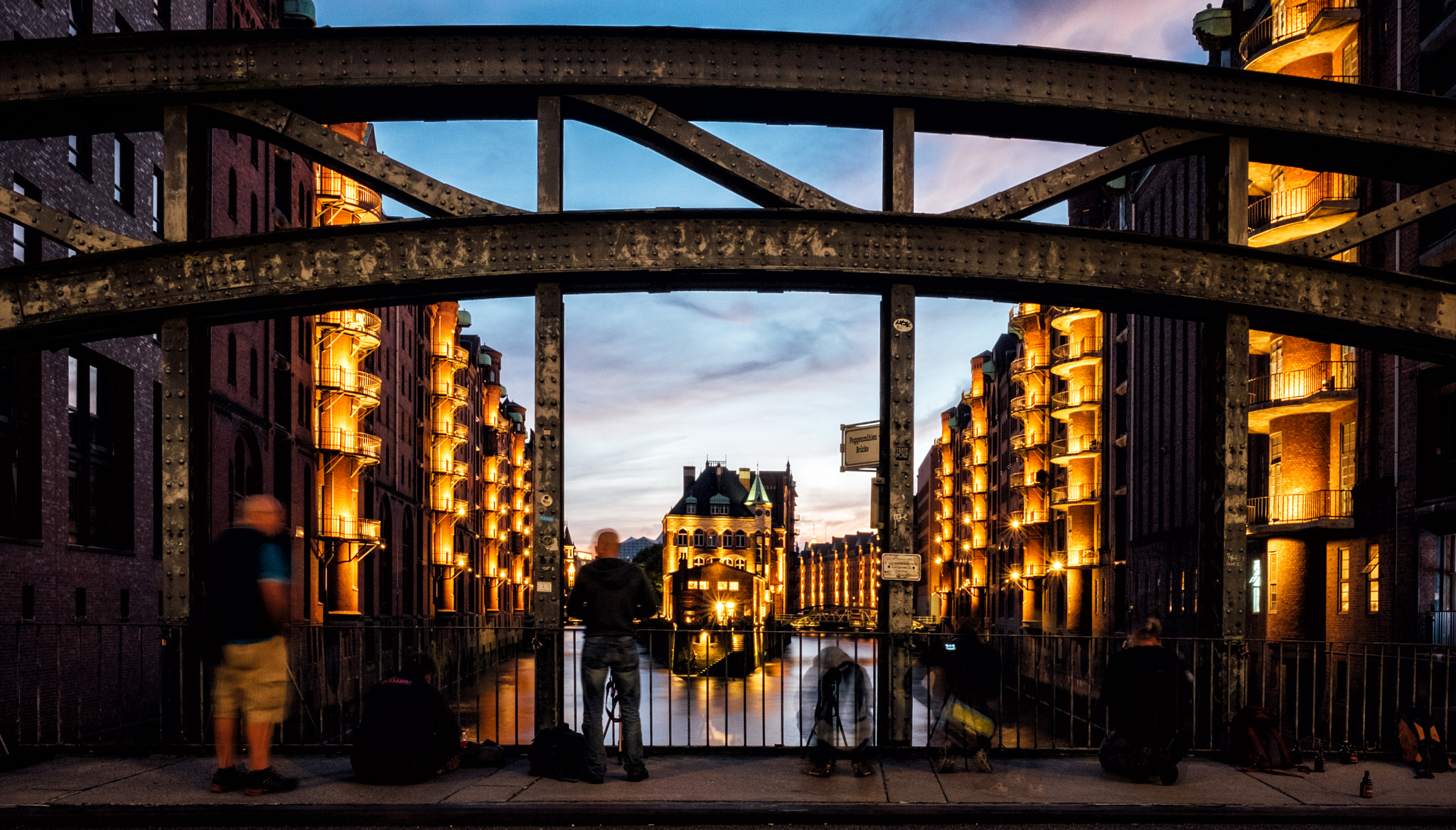 Fujifilm X-T10 + Fujifilm XF 16mm F1.4 R WR sample photo. Hamburg photography