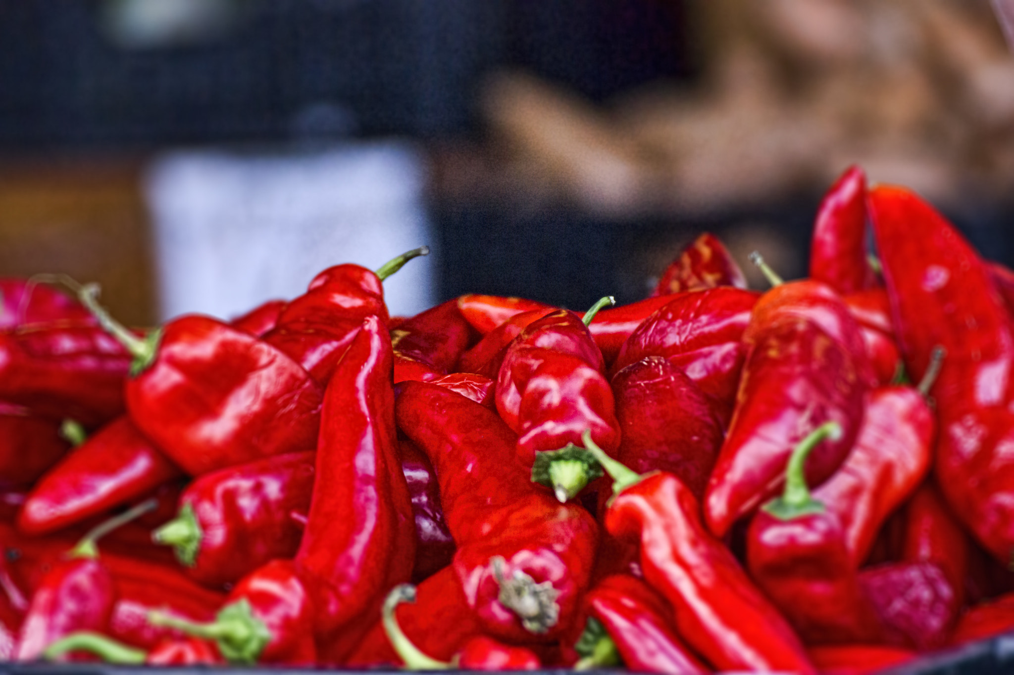 Canon EOS 550D (EOS Rebel T2i / EOS Kiss X4) + Tamron SP 35mm F1.8 Di VC USD sample photo. Wouldn't you like to be a pepper too? photography