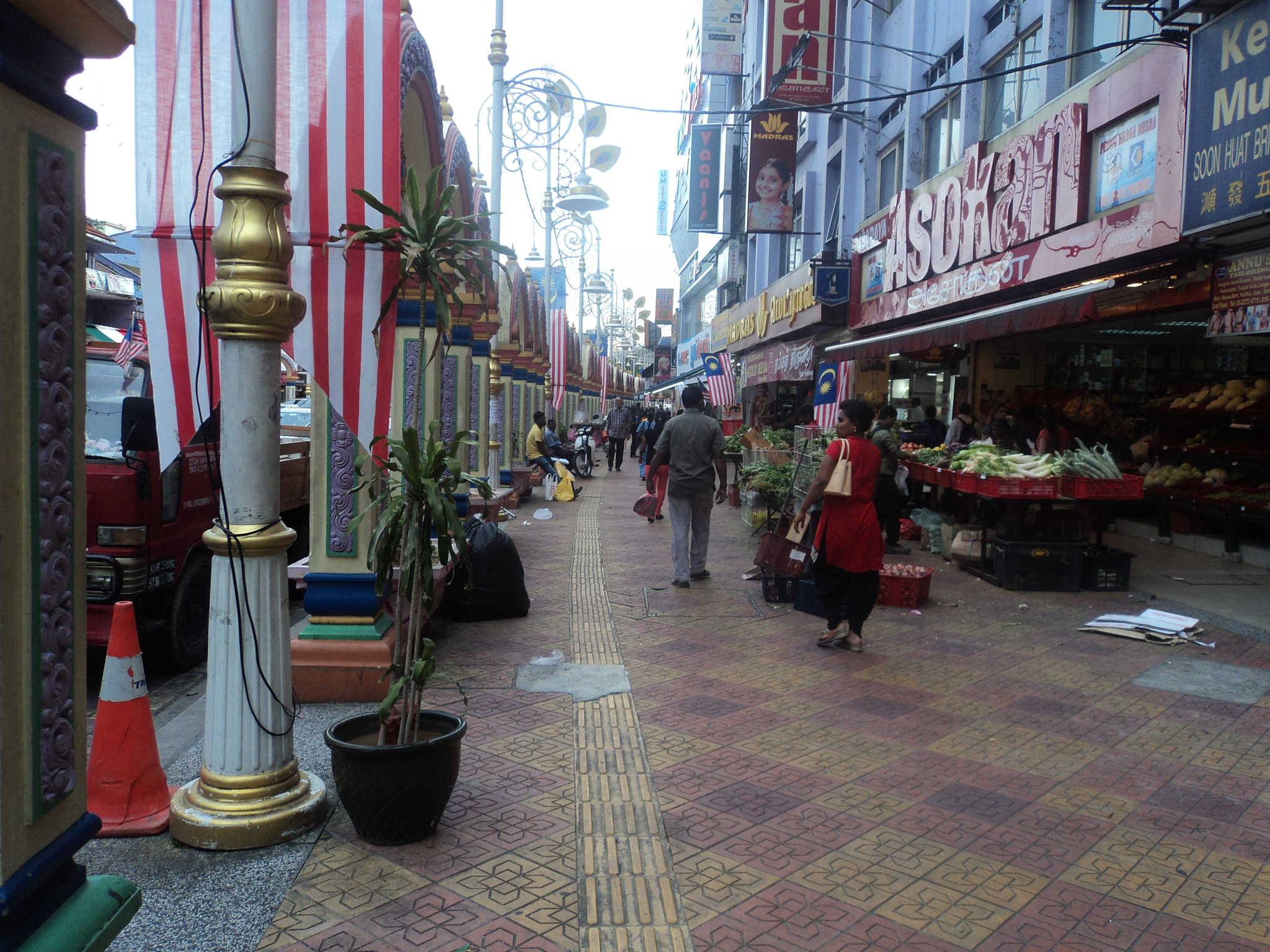 Sony Cyber-shot DSC-W310 sample photo. Travel photography