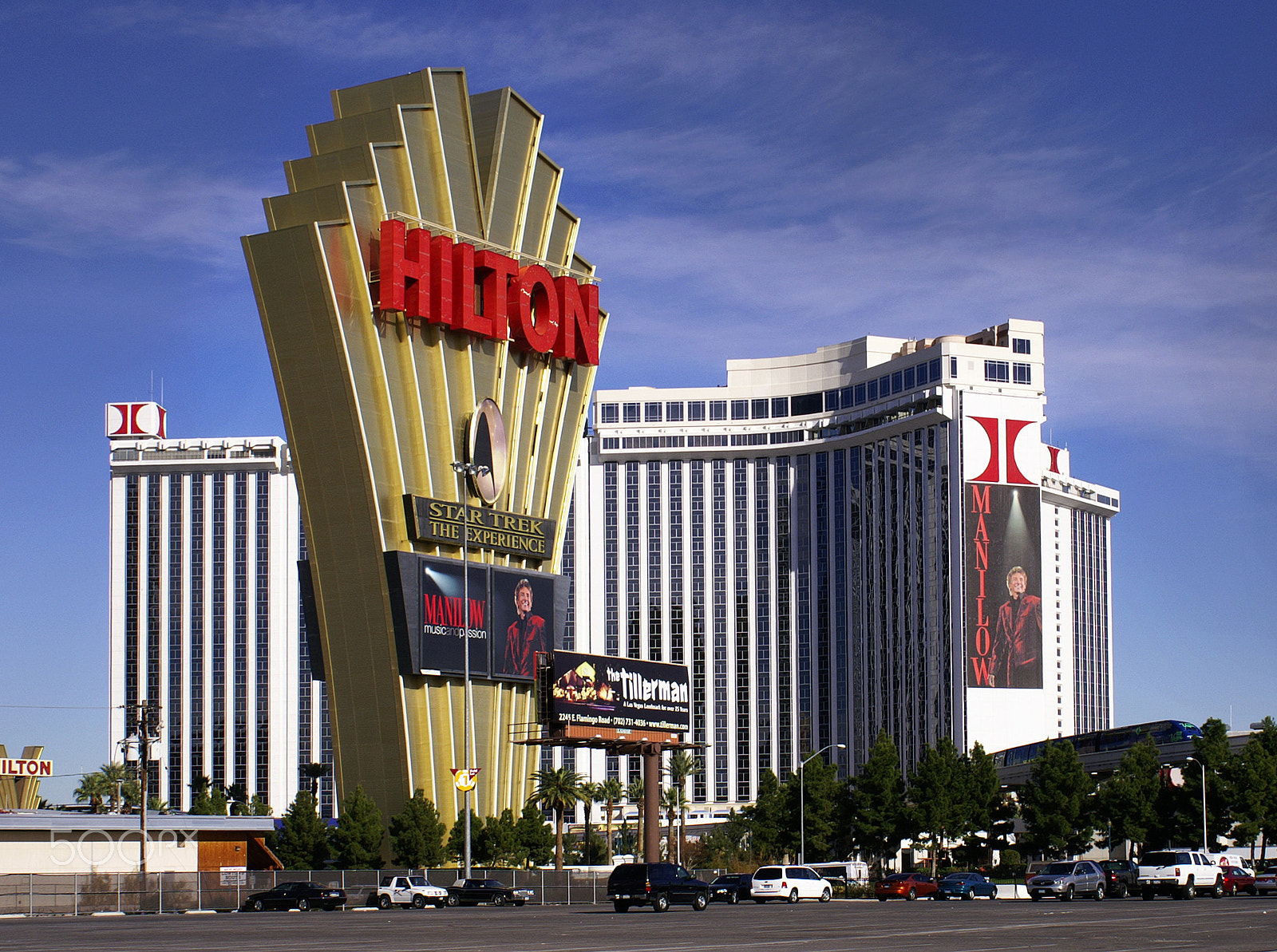 KONICA MINOLTA MAXXUM 5D sample photo. Las vegas hilton (no longer the hilton) photography