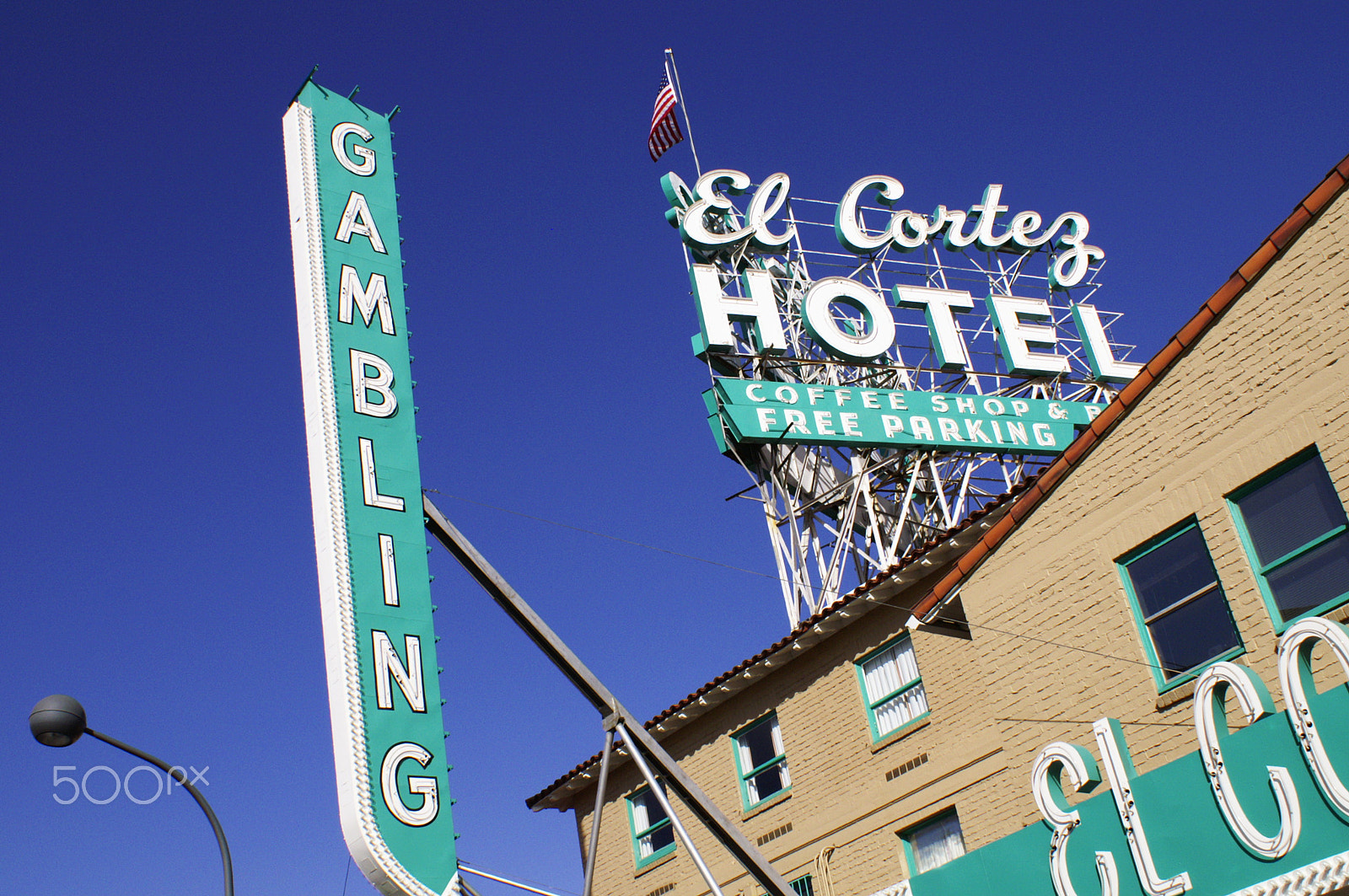 KONICA MINOLTA MAXXUM 5D sample photo. El cortez hotel- downtown las vegas photography