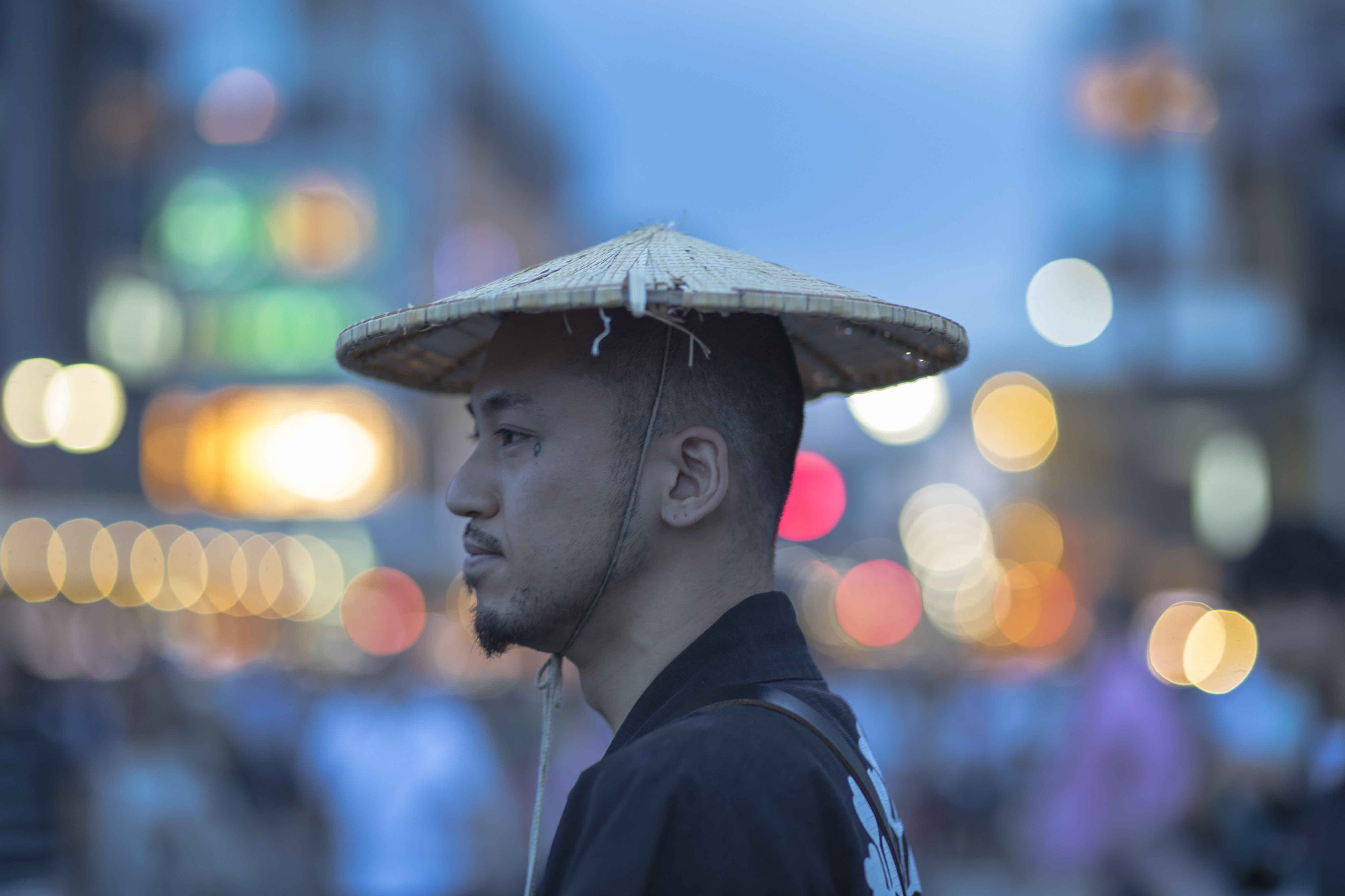 Canon EF 85mm F1.2L II USM sample photo. Kyoto nightfall photography
