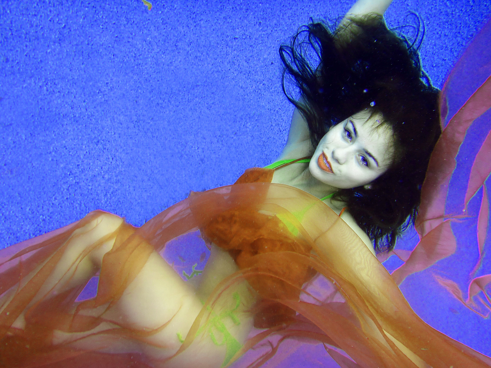 Panasonic DMC-TS4 sample photo. Under water model photography