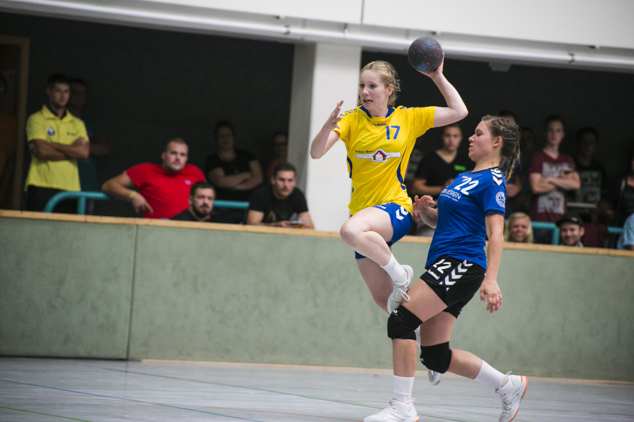 Canon EOS 6D + Canon EF 70-210mm f/3.5-4.5 USM sample photo. Handball#3 photography