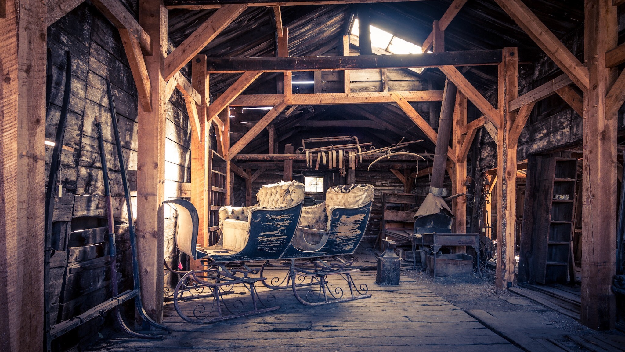 Tokina AT-X 11-20mm F2.8 PRO DX sample photo. Santa claus is coming to virginia city photography