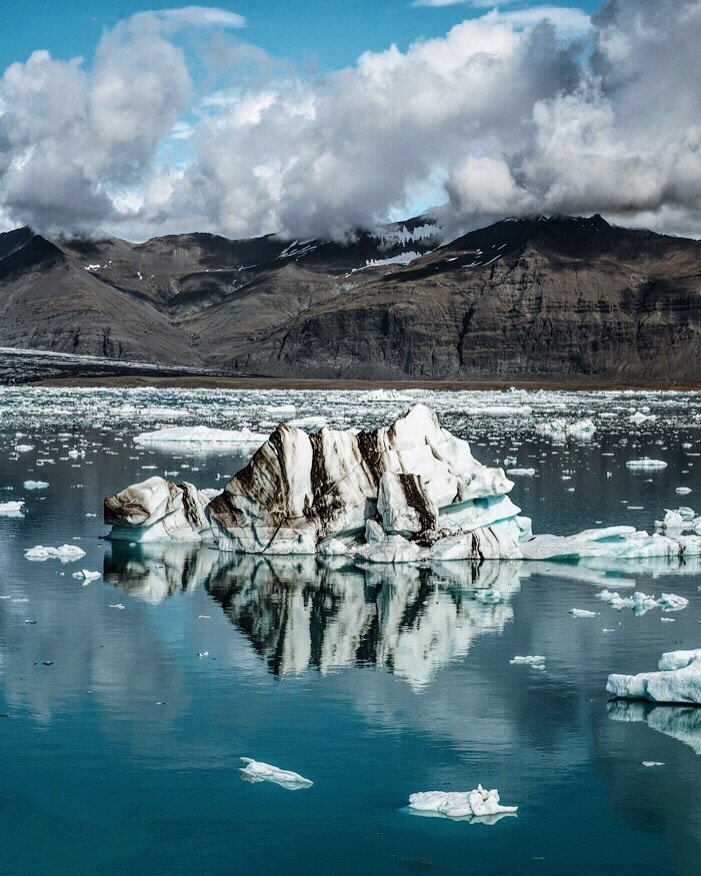 Nikon D4 + Nikon AF-S Nikkor 85mm F1.8G sample photo. Jokulsarlon glacier lagoon. iceland. photography