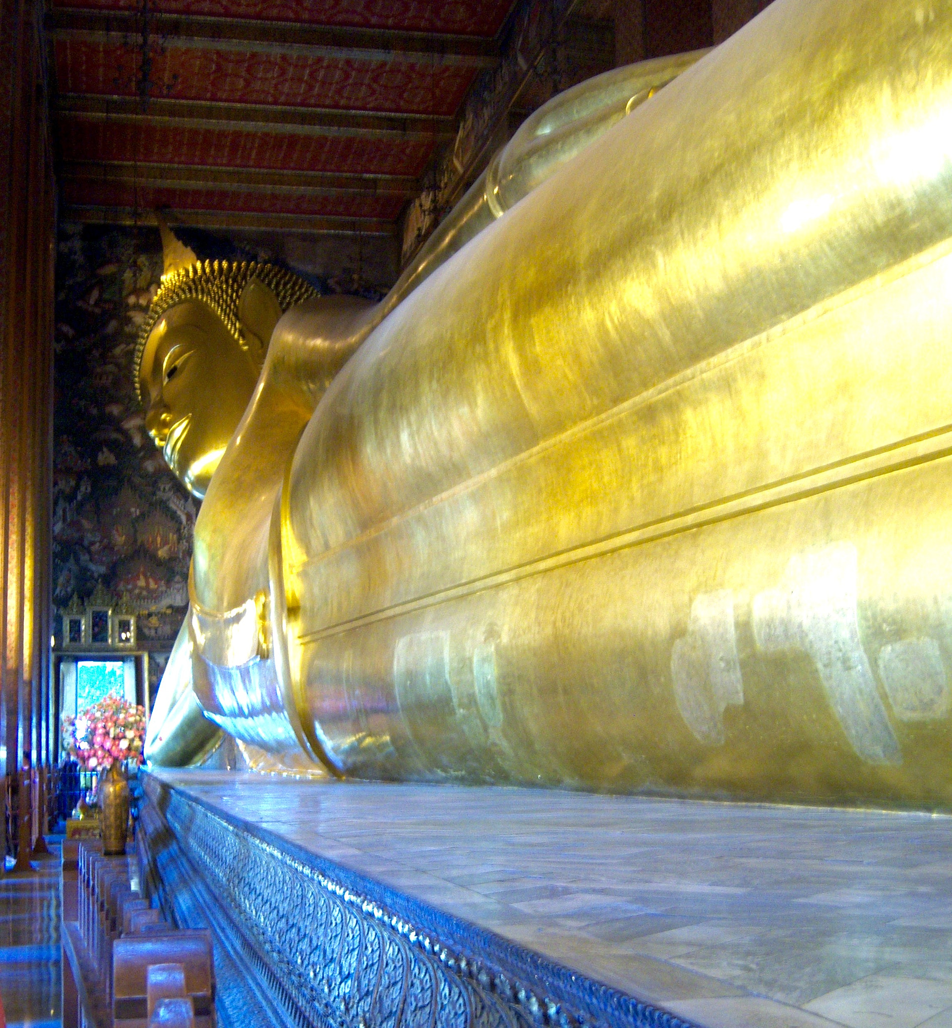 Kodak EASYSHARE V803 ZOOM DIGITAL CAMERA sample photo. Reclining buddha photography