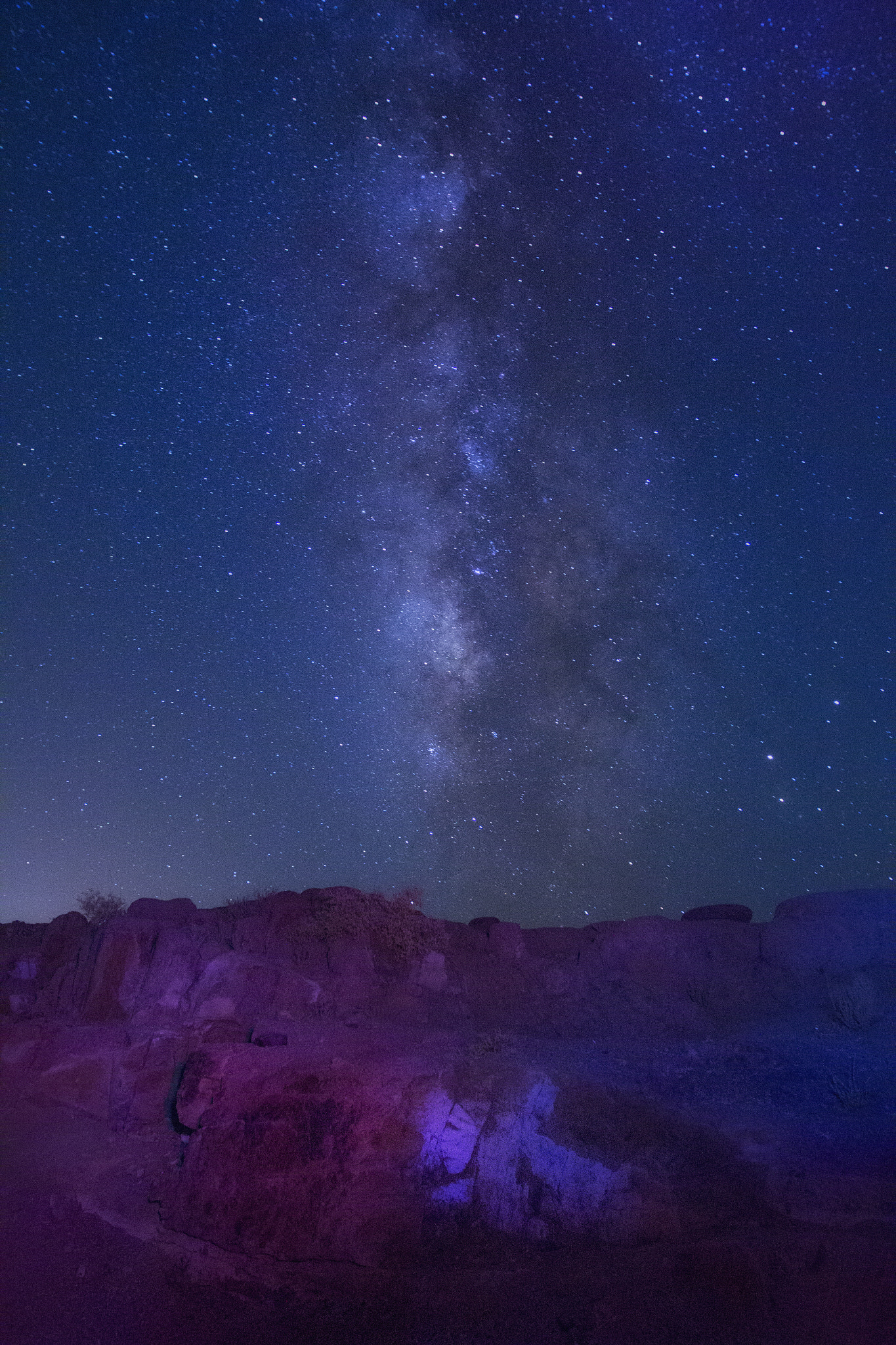 Canon EOS 550D (EOS Rebel T2i / EOS Kiss X4) + Canon EF 16-35mm F2.8L II USM sample photo. Sinai night sky photography