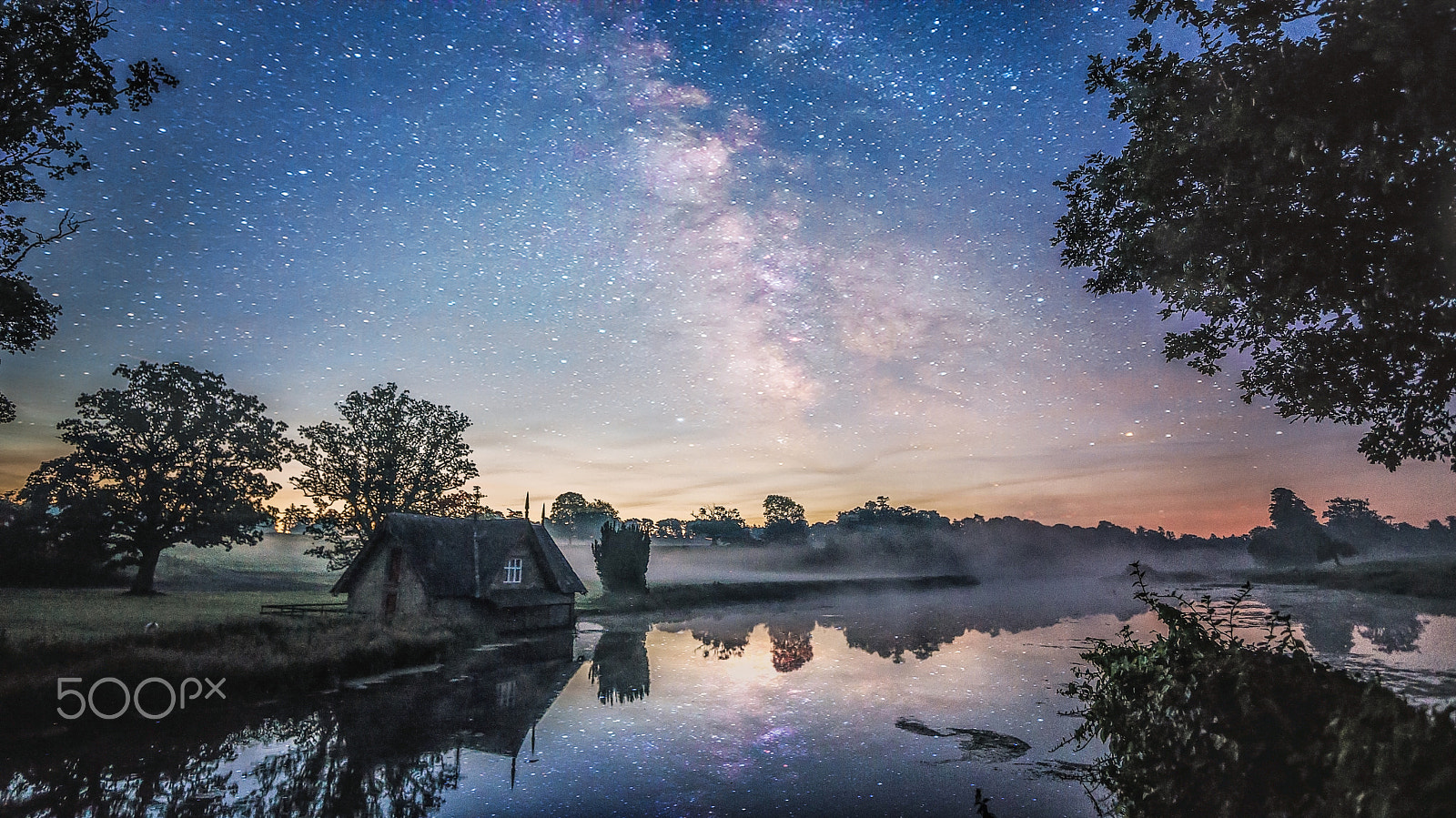 Sony a99 II + Sony Vario-Sonnar T* 16-35mm F2.8 ZA SSM sample photo. Starry night photography