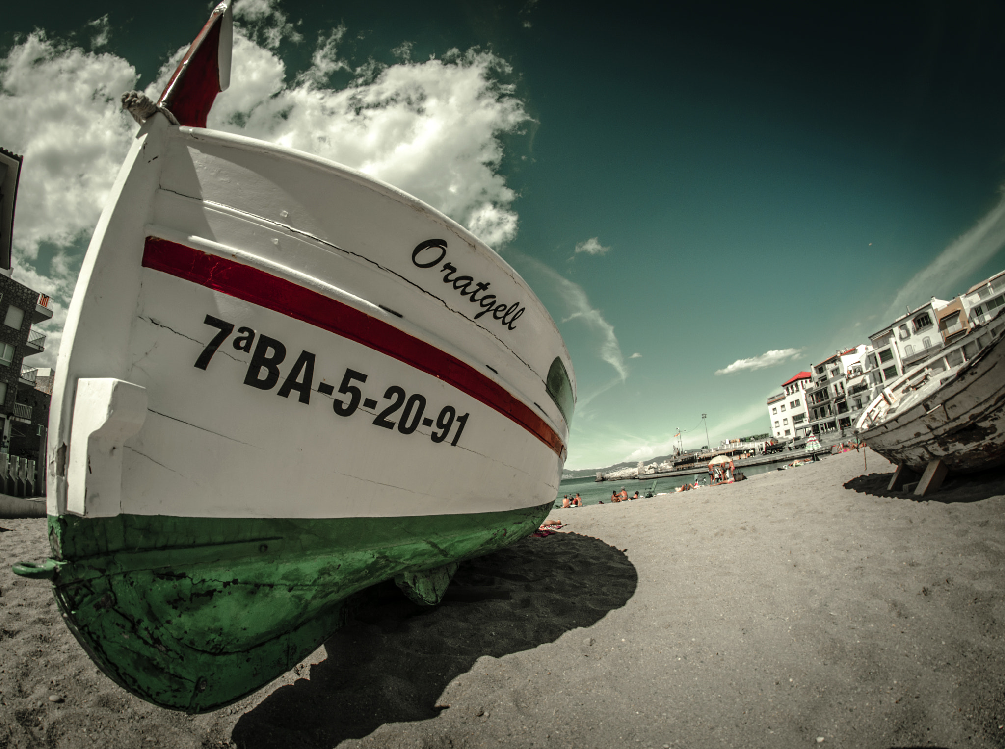 Nikon D7000 + Samyang 8mm F3.5 Aspherical IF MC Fisheye sample photo. Un tout petit monde photography