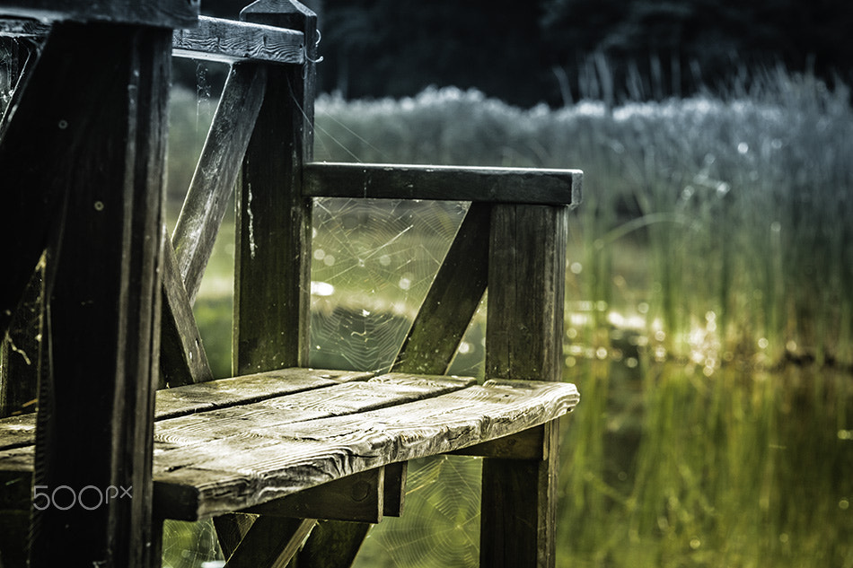 70-200mm F2.8 sample photo. Empty bench photography