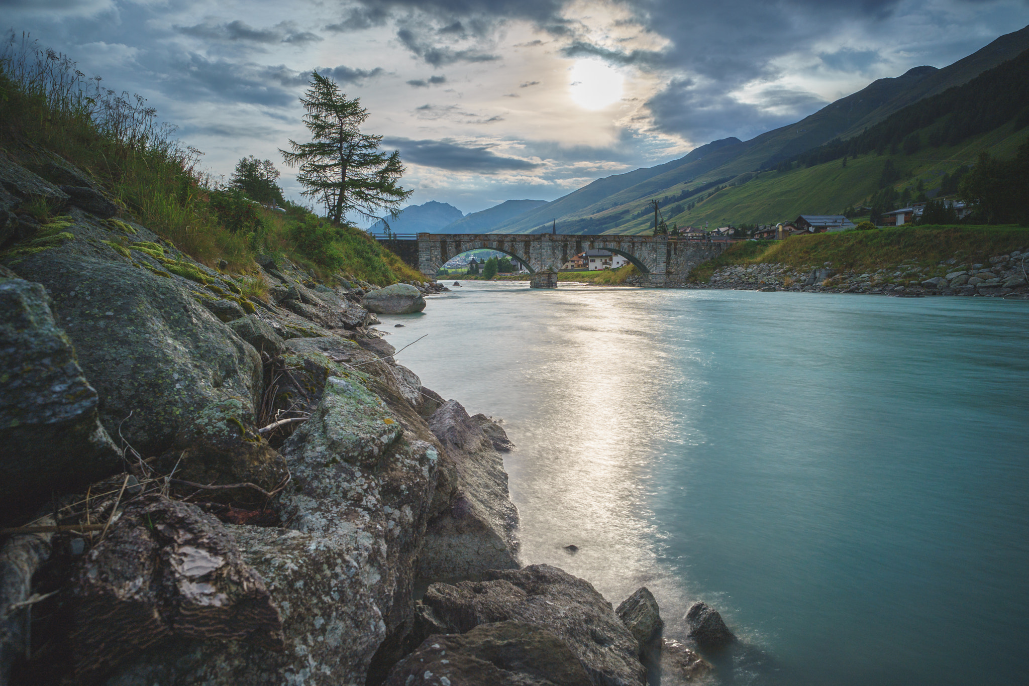 Sony a7 II + E 21mm F2.8 sample photo. Double arch bridge photography