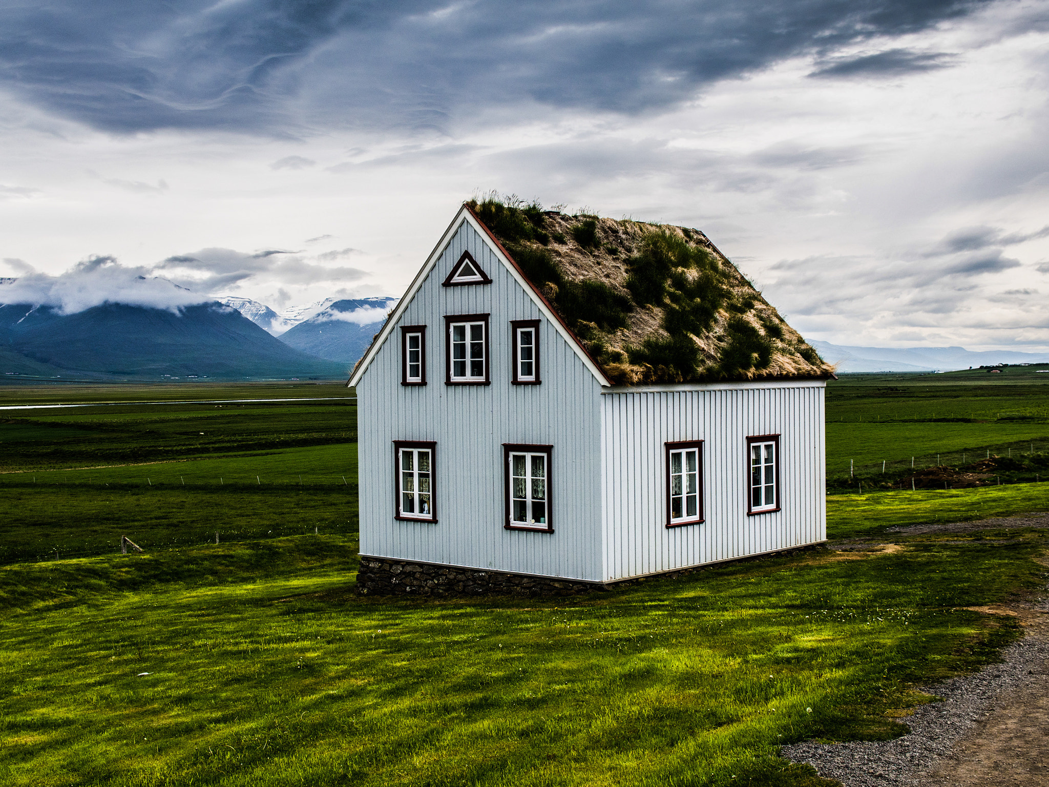 Panasonic Lumix G X Vario 12-35mm F2.8 ASPH Power OIS sample photo. House in northen iceland photography