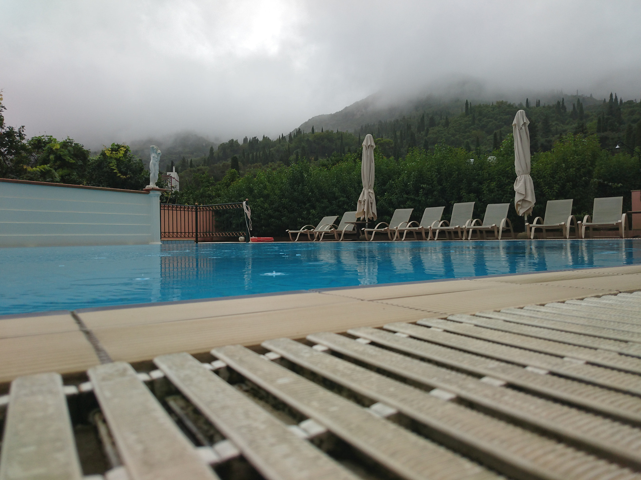Sony Xperia Z3+ sample photo. Rainy morning in corfu... photography