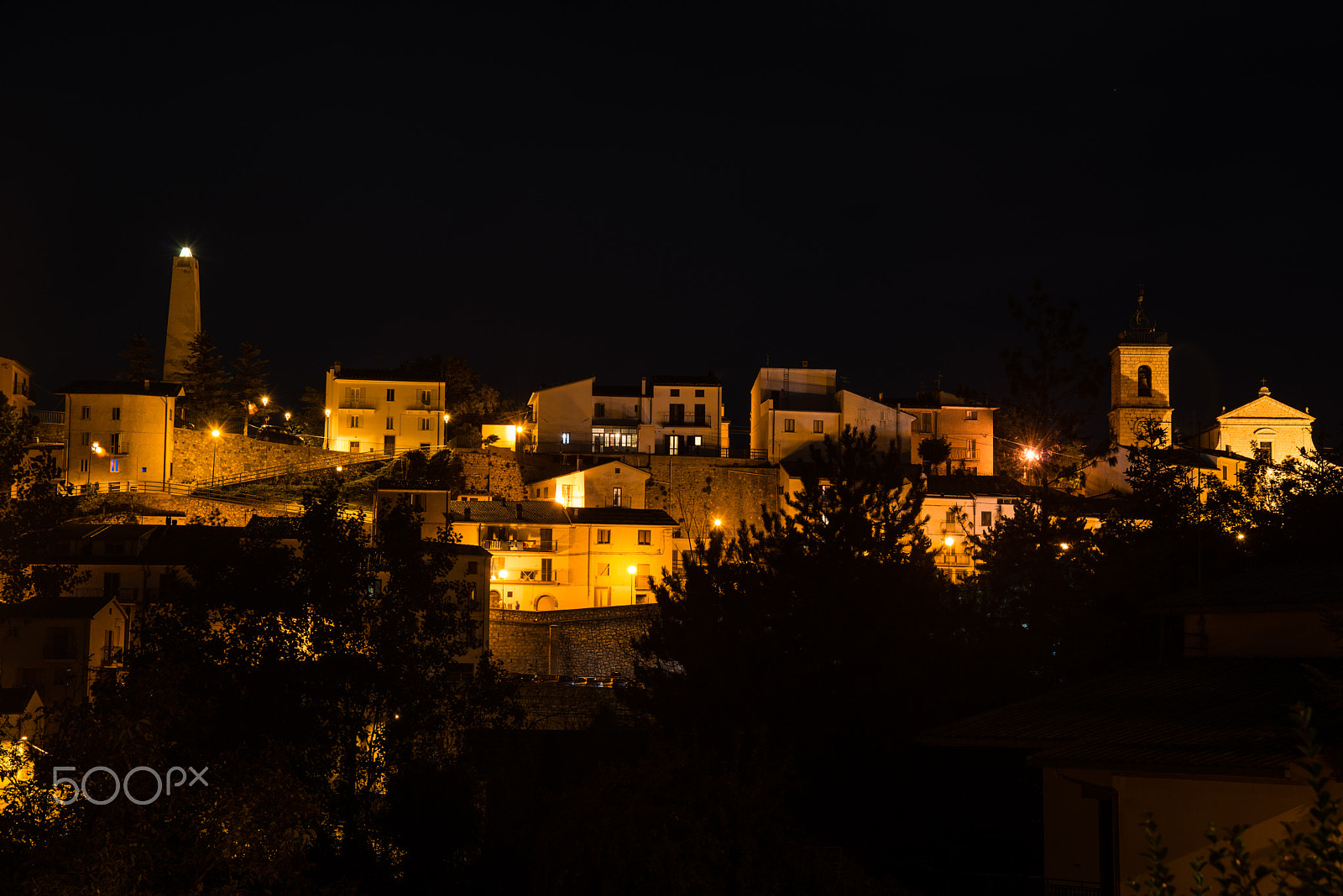 Nikon AF Nikkor 24-85mm F2.8-4D IF sample photo. Torricella peligna di notte photography