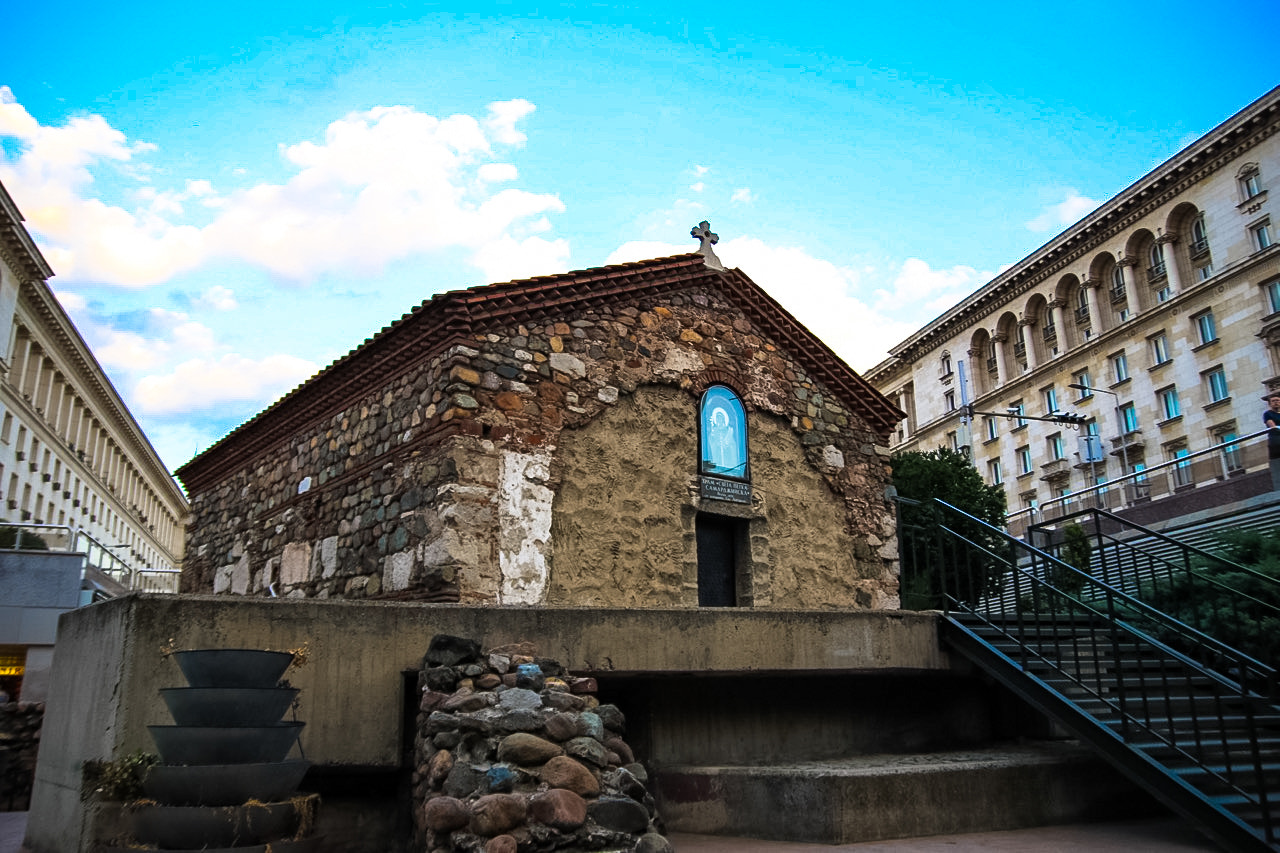 Tamron SP AF 17-50mm F2.8 XR Di II LD Aspherical (IF) sample photo. Church of st petka of the saddlers photography