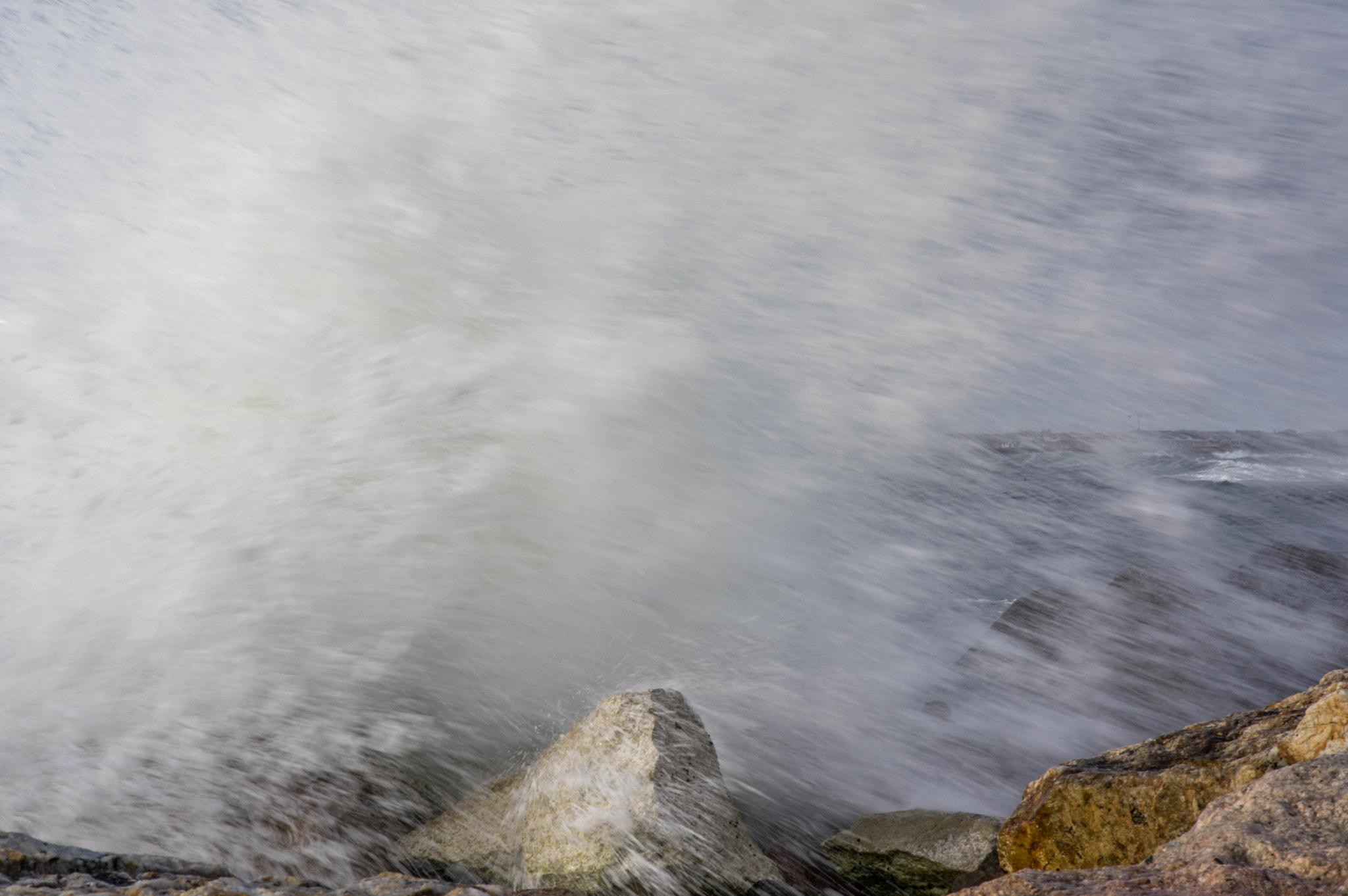 Pentax smc DA 70mm F2.4 AL Limited sample photo. Nature of waves photography