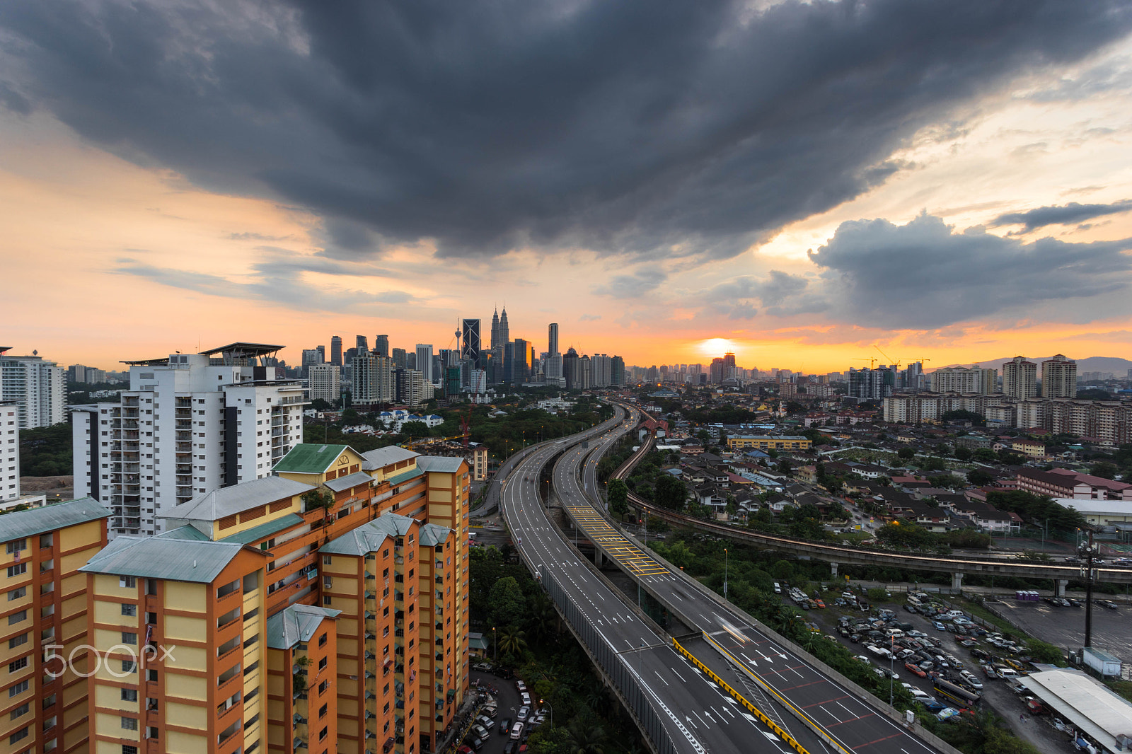 Sony a7 + Canon EF 17-40mm F4L USM sample photo. Before the sunset over the kuala lumpur city photography