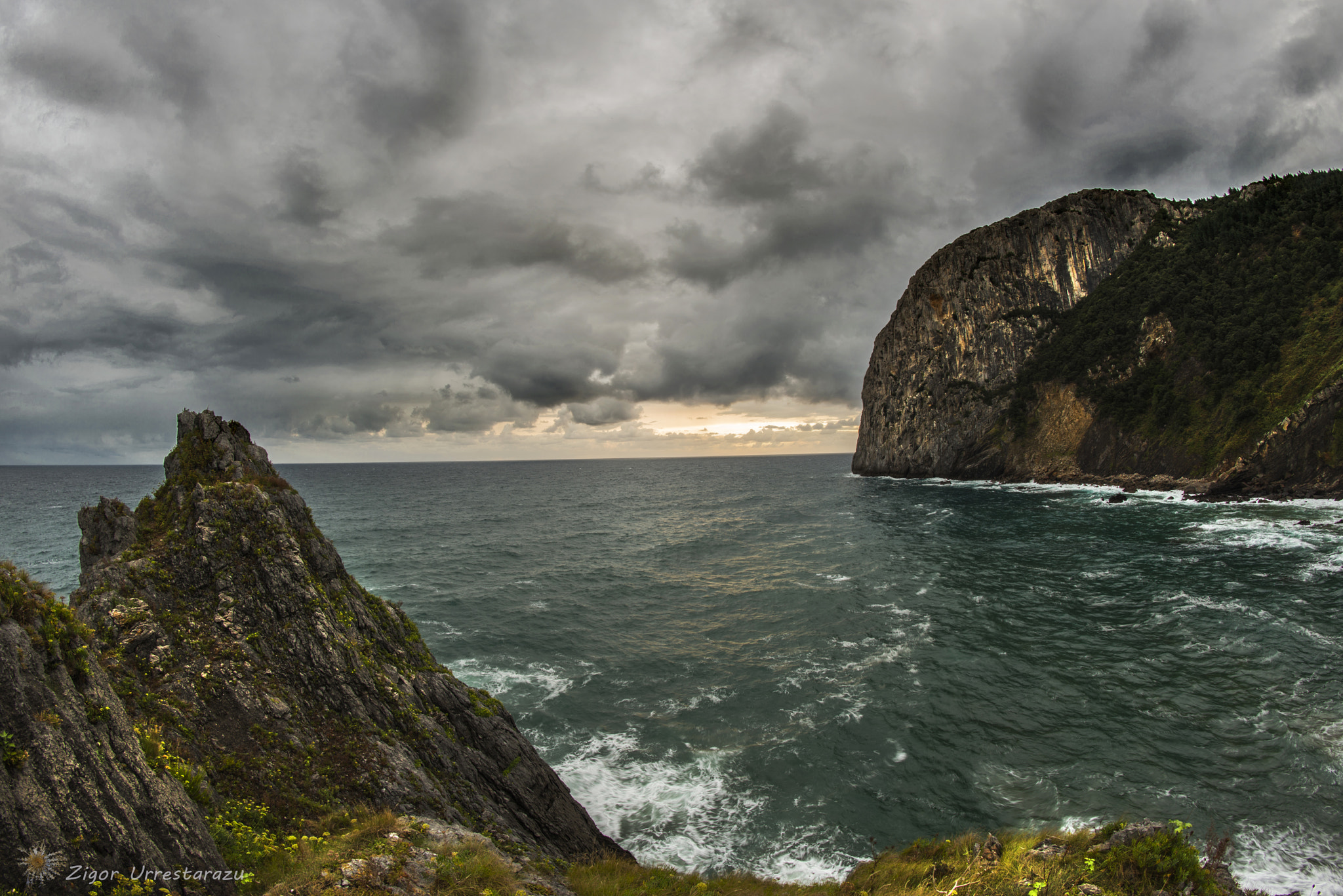 Samyang 12mm F2.8 ED AS NCS Fisheye sample photo. Ogoñoko harria. photography