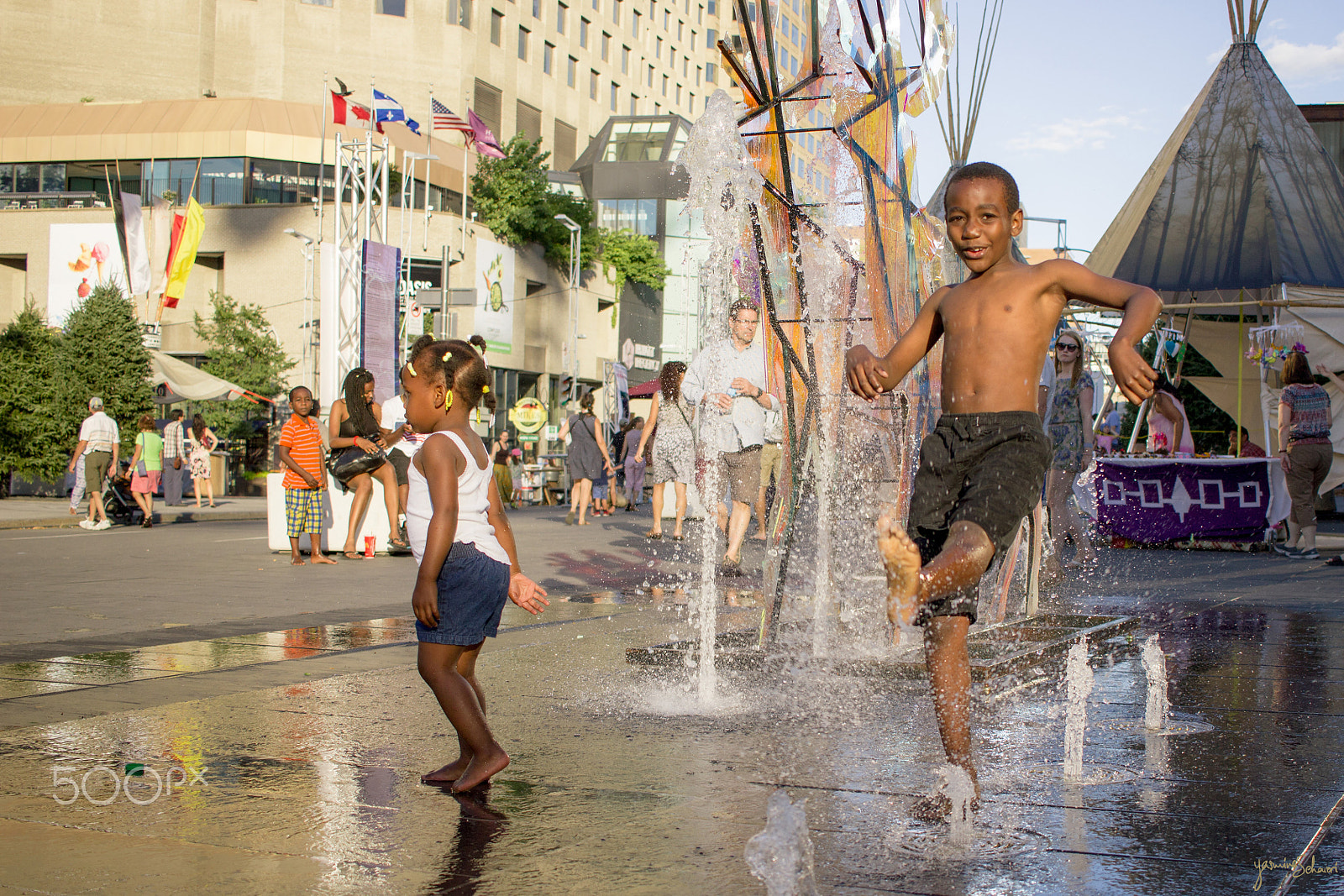 Canon EF-S 24mm F2.8 STM sample photo. Splashing allowed photography