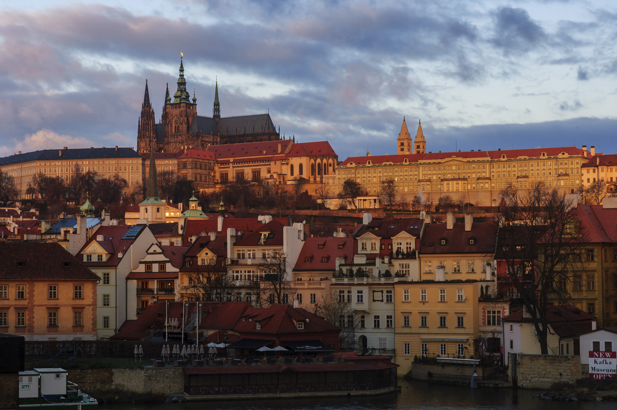 Nikon D2X sample photo. Prague castle photography