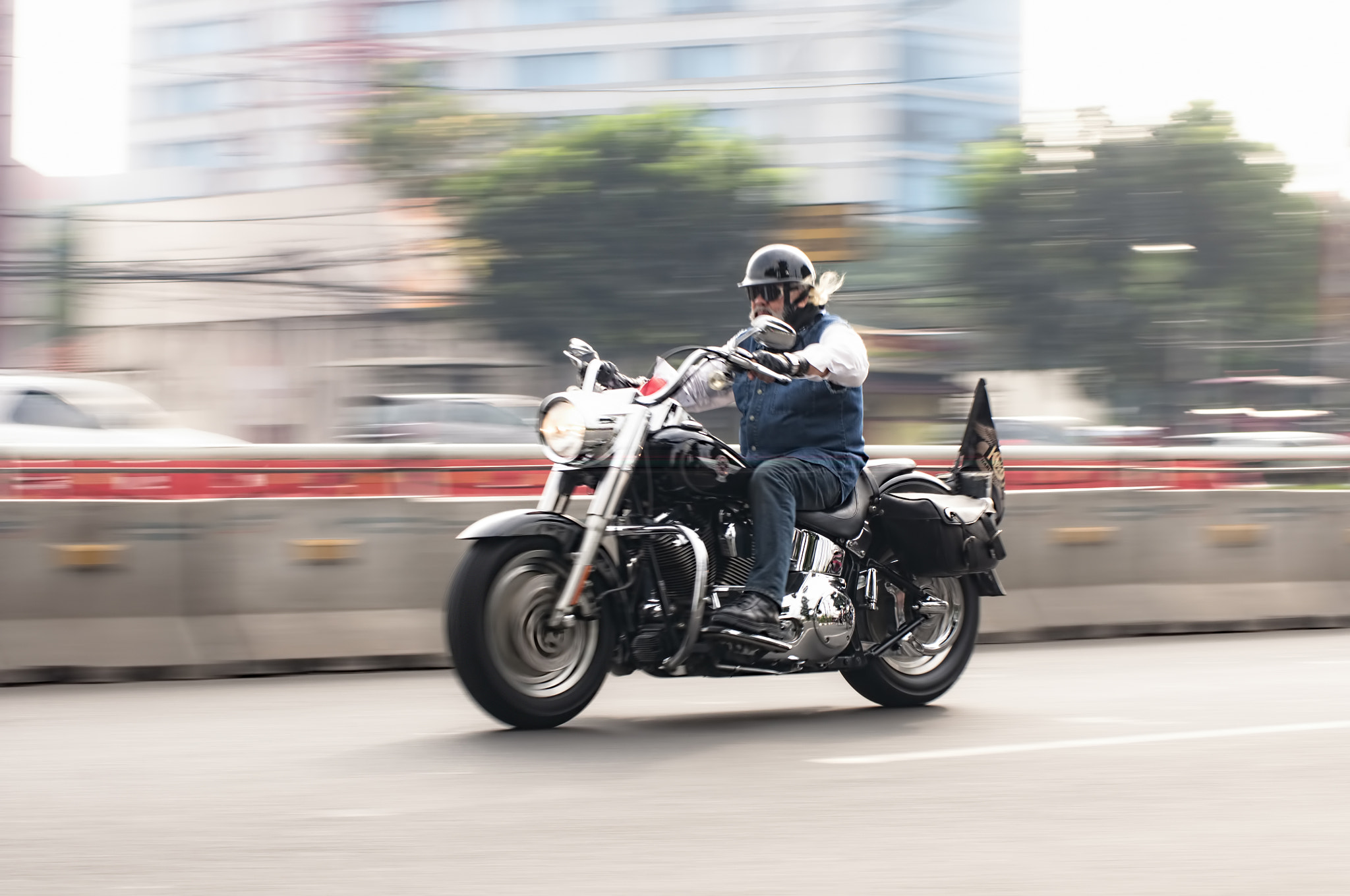AF Zoom-Nikkor 75-300mm f/4.5-5.6 sample photo. Never ridden before? don't sweat it.  photography