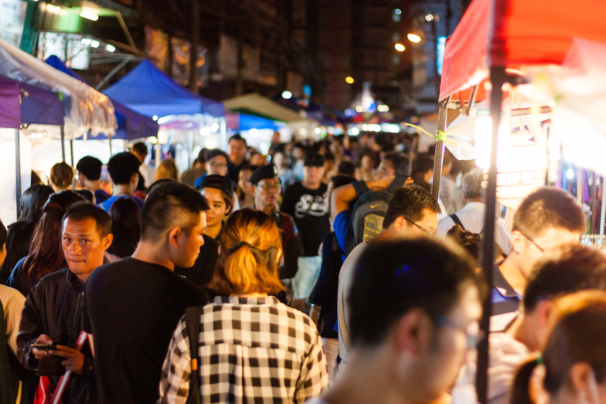 Canon EOS 450D (EOS Rebel XSi / EOS Kiss X2) sample photo. Saturday night market, chiang mai part i photography