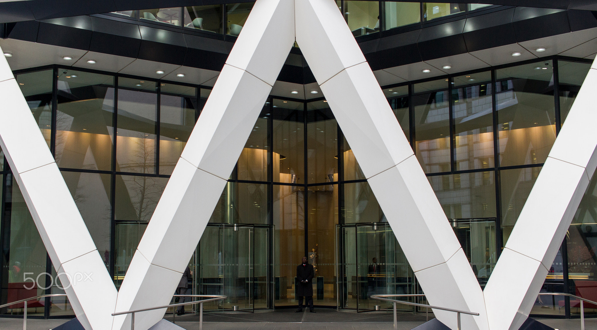 The Gherkin's wonderful entrance