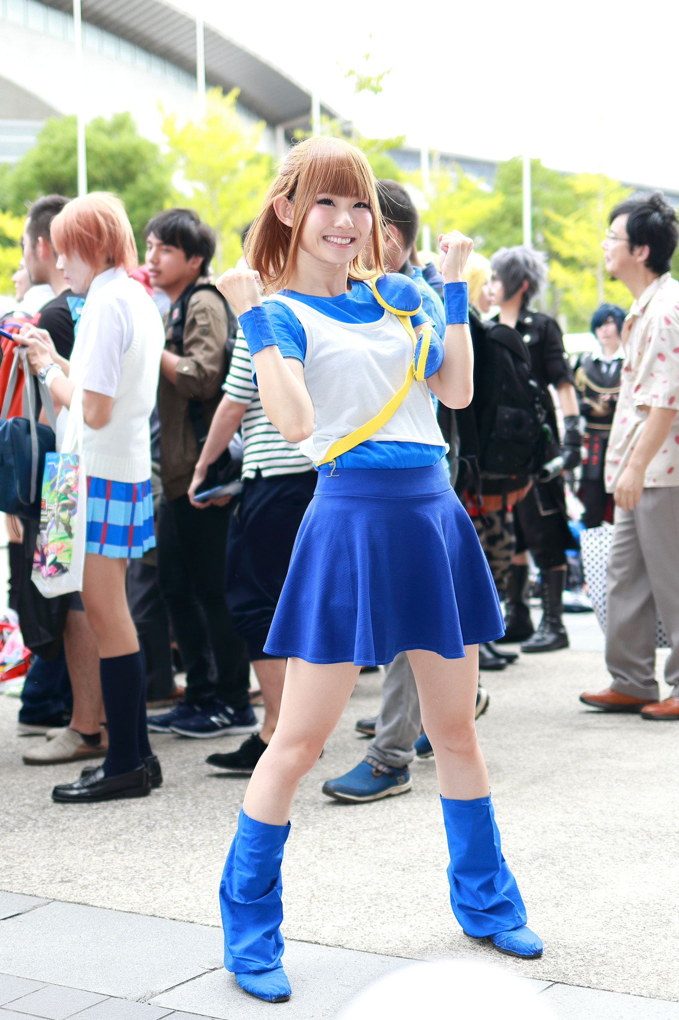 Canon EOS 70D + Canon EF 35mm F2 IS USM sample photo. Magical girl photography