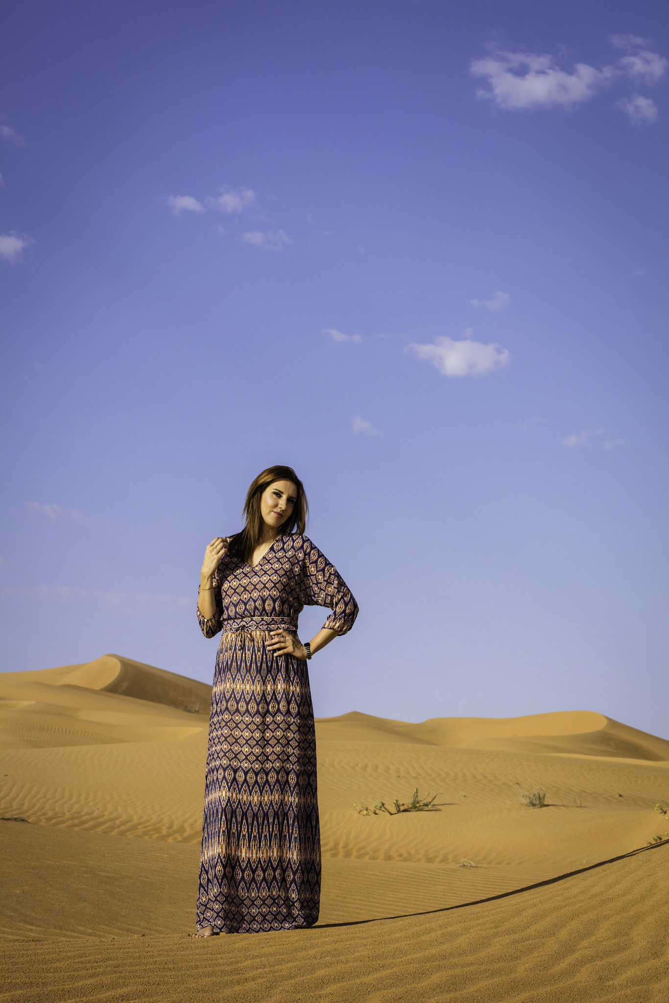 Canon EF 70-200mm F2.8L IS USM sample photo. Anna in the empty quarter desert photography