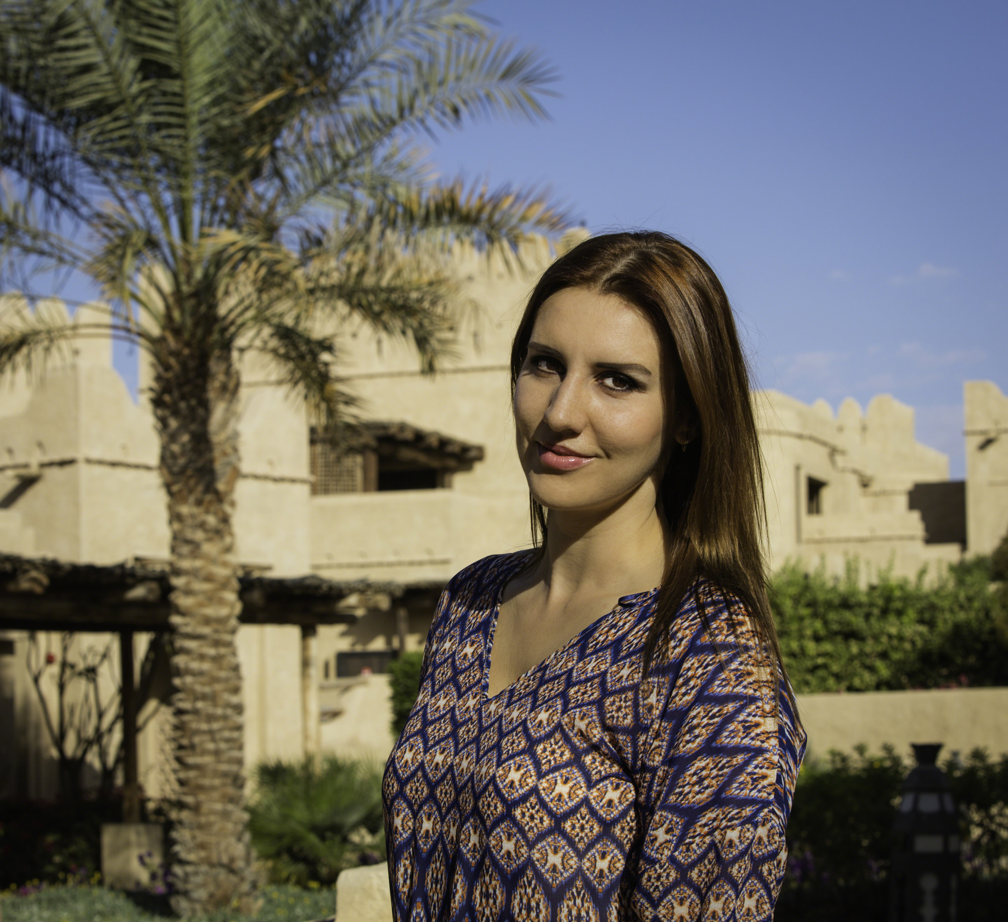 Canon EF 70-200mm F2.8L IS USM sample photo. Anna in the empty quarter desert photography