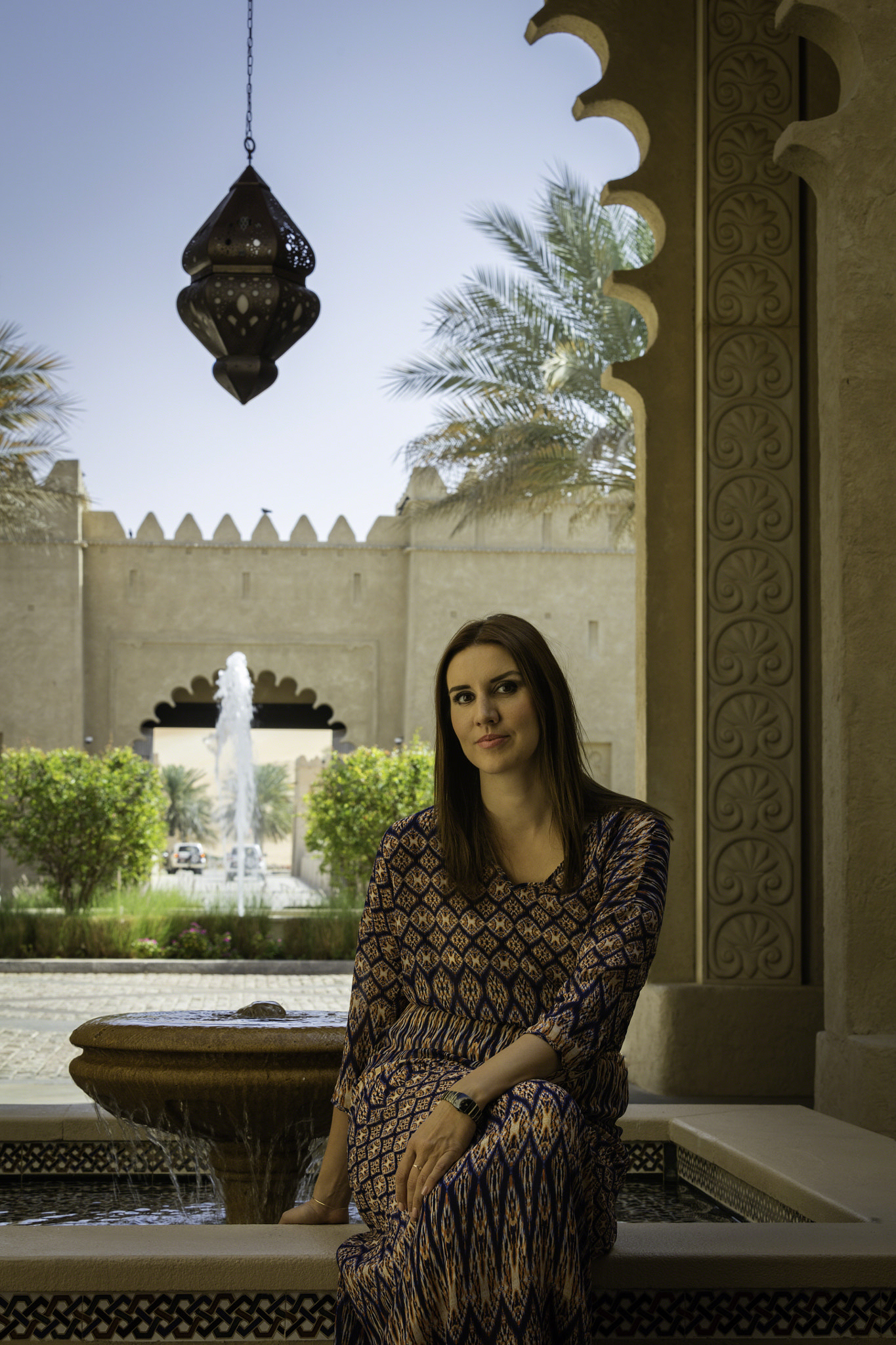 Canon EF 70-200mm F2.8L IS USM sample photo. Anna in the empty quarter desert photography