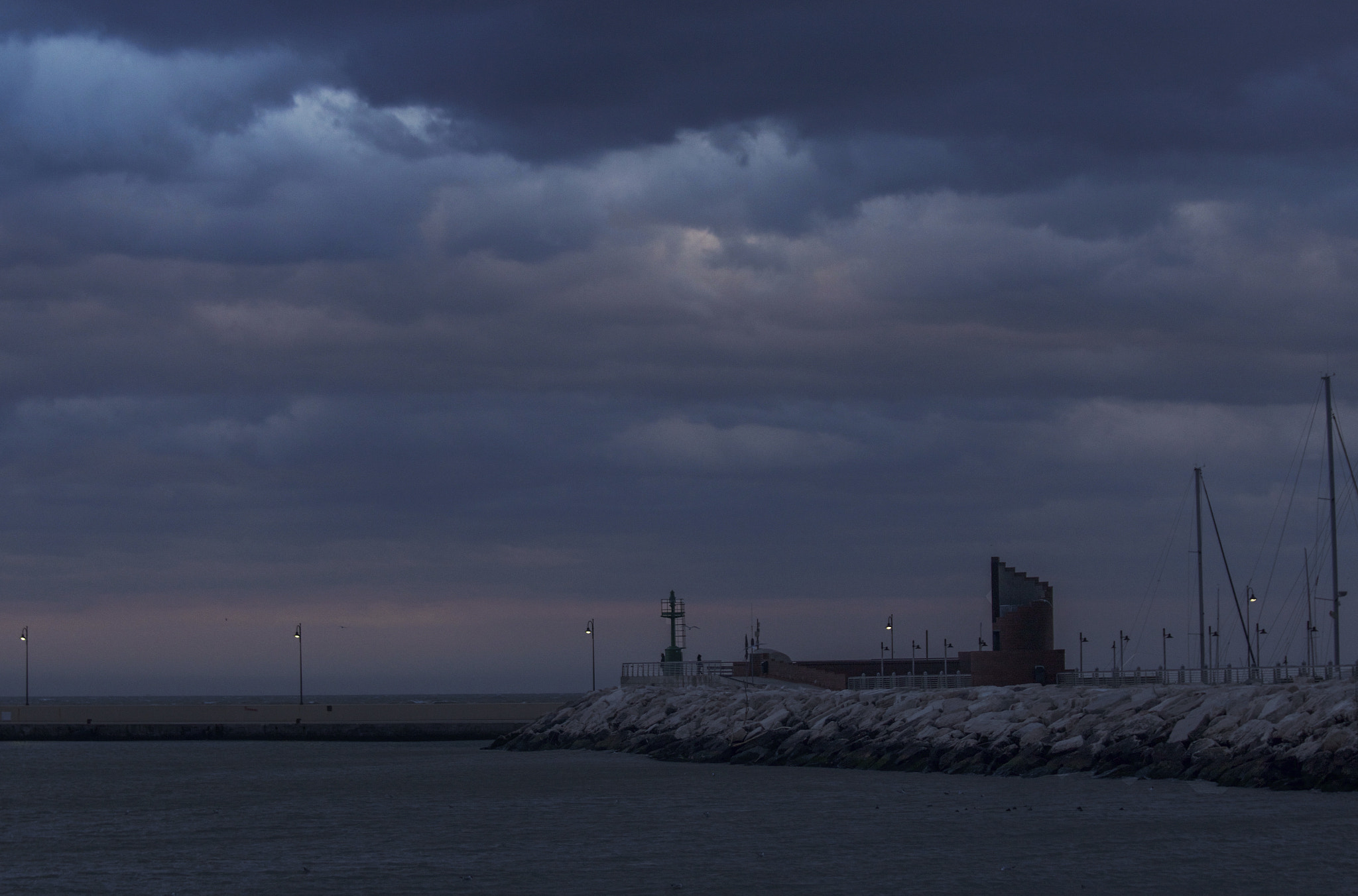 Canon EF 70-300mm F4-5.6 IS USM sample photo. Solitude.. great idea photography